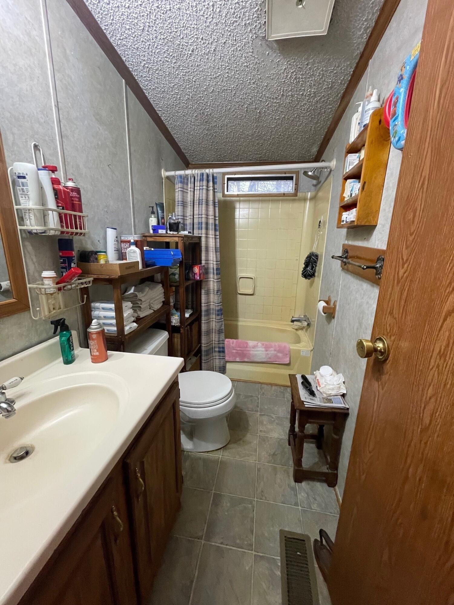 9 Jackson Property Photo 14