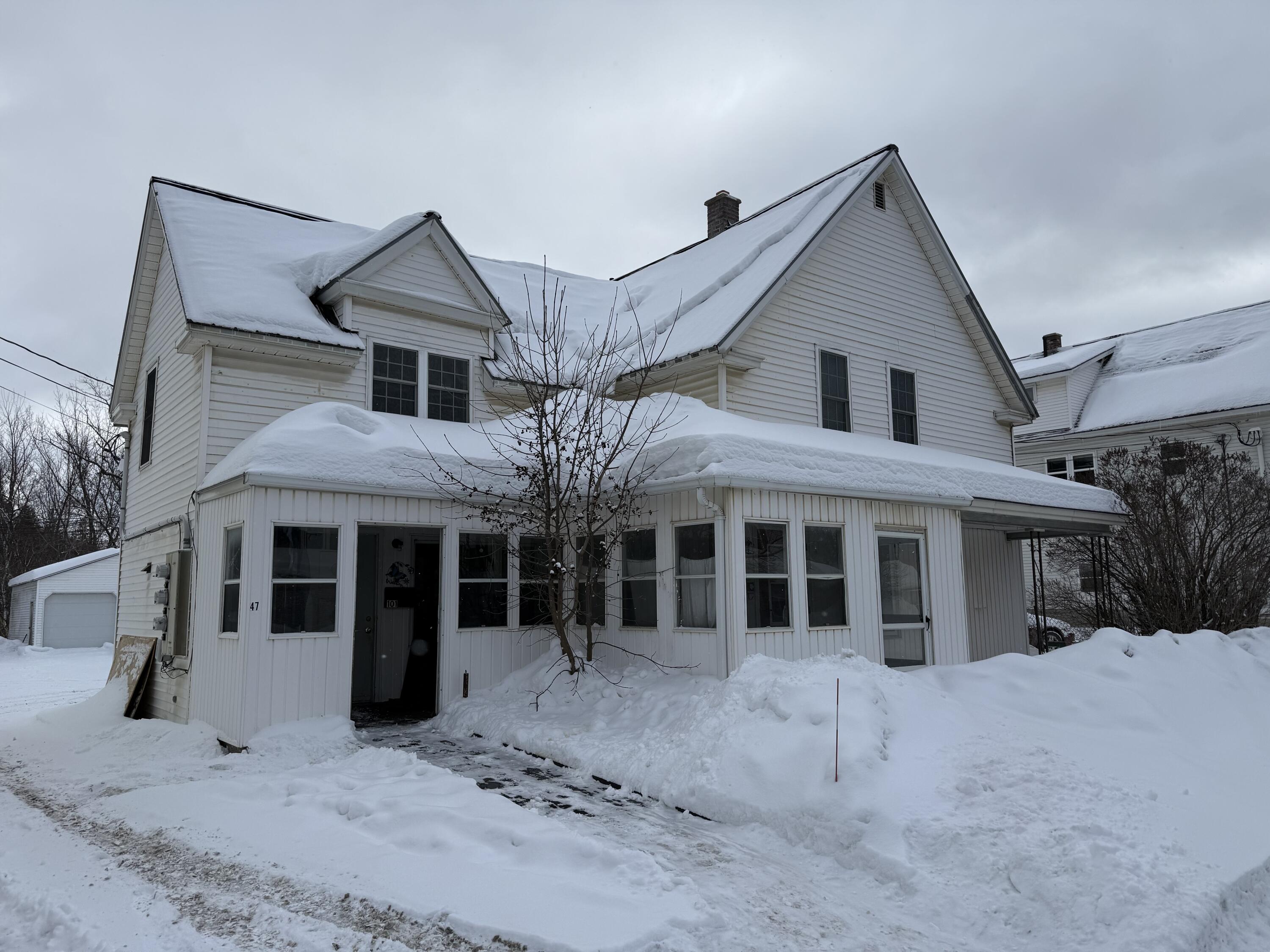 47 E Main Street Property Photo 1