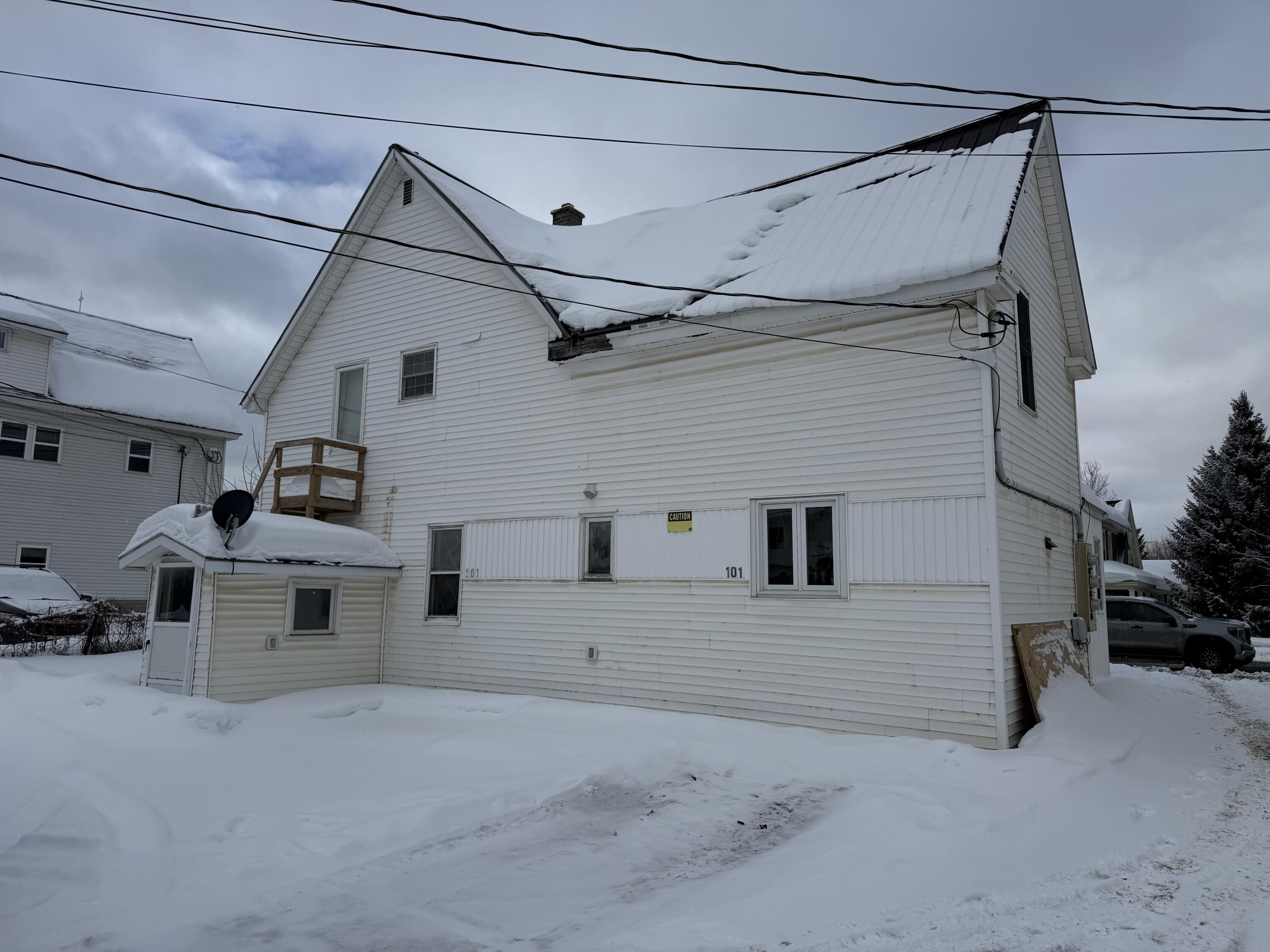 47 E Main Street Property Photo 2