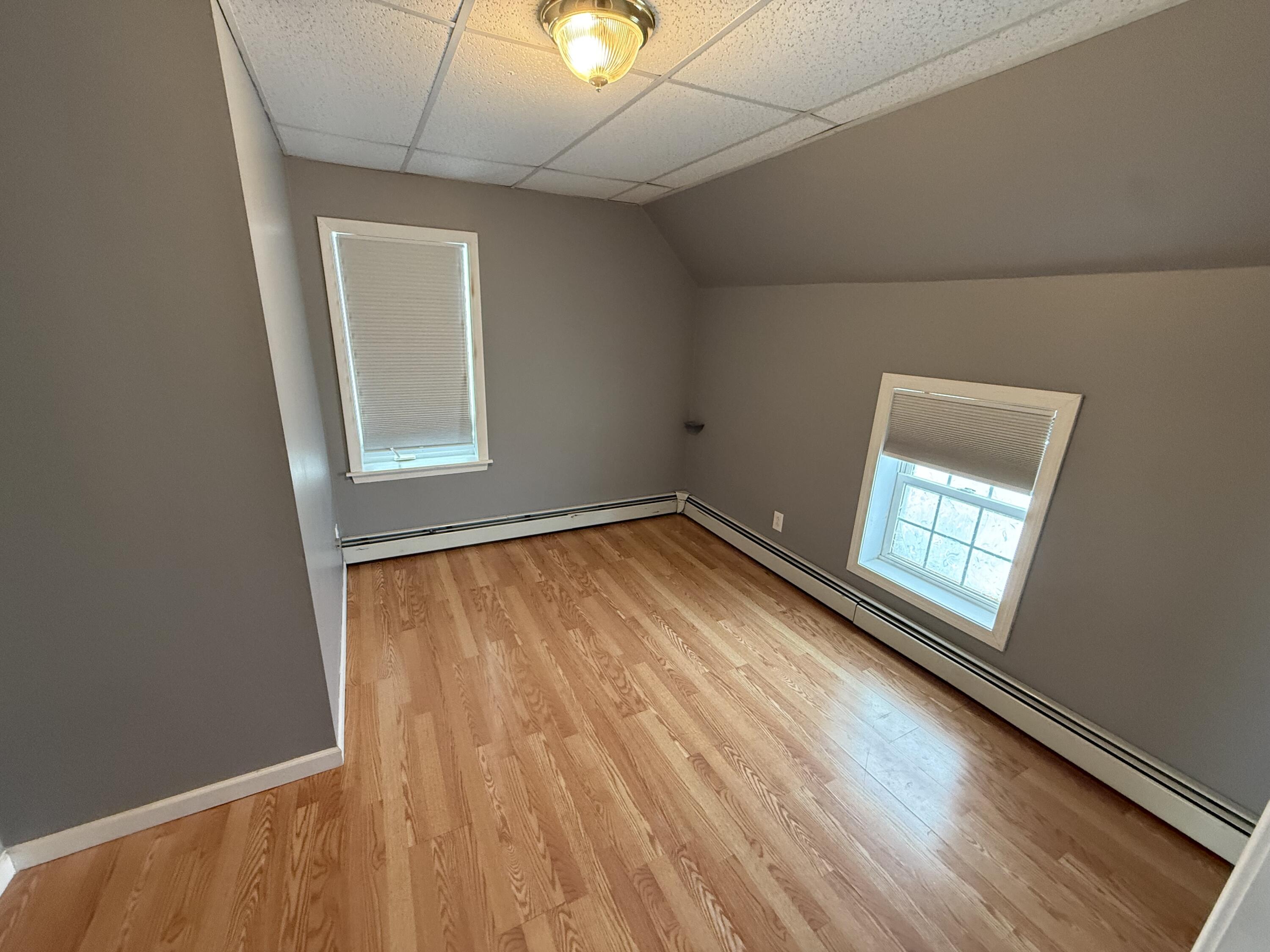 47 E Main Street Property Photo 6