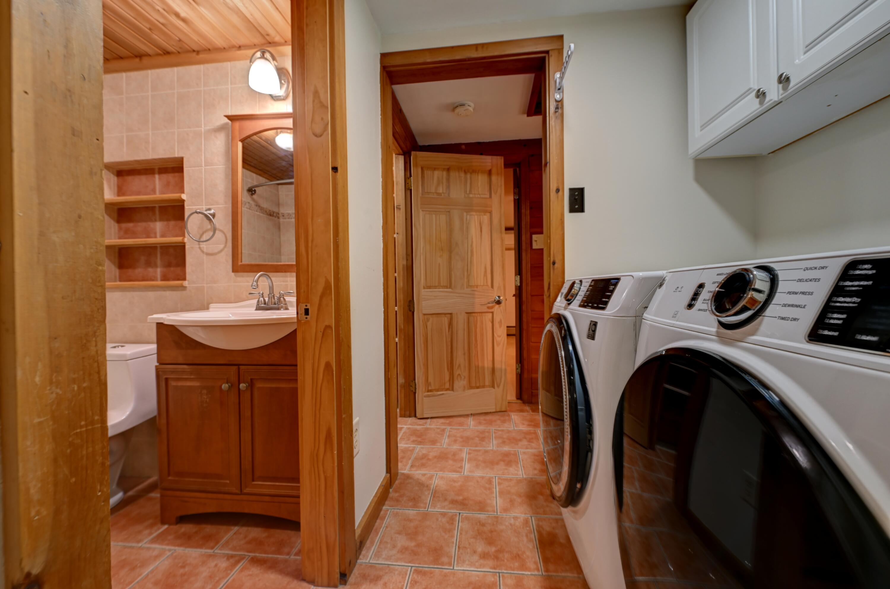 14 Ackley Way Property Photo 4