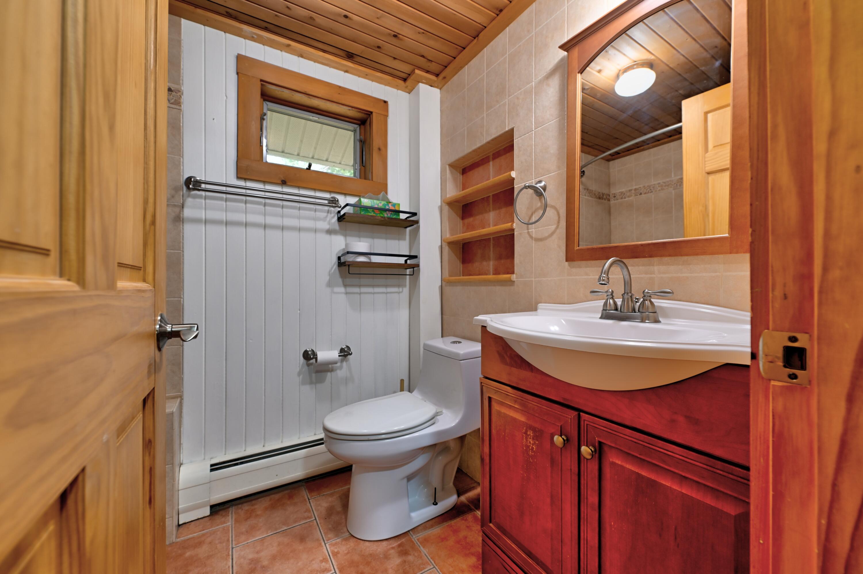 14 Ackley Way Property Photo 5