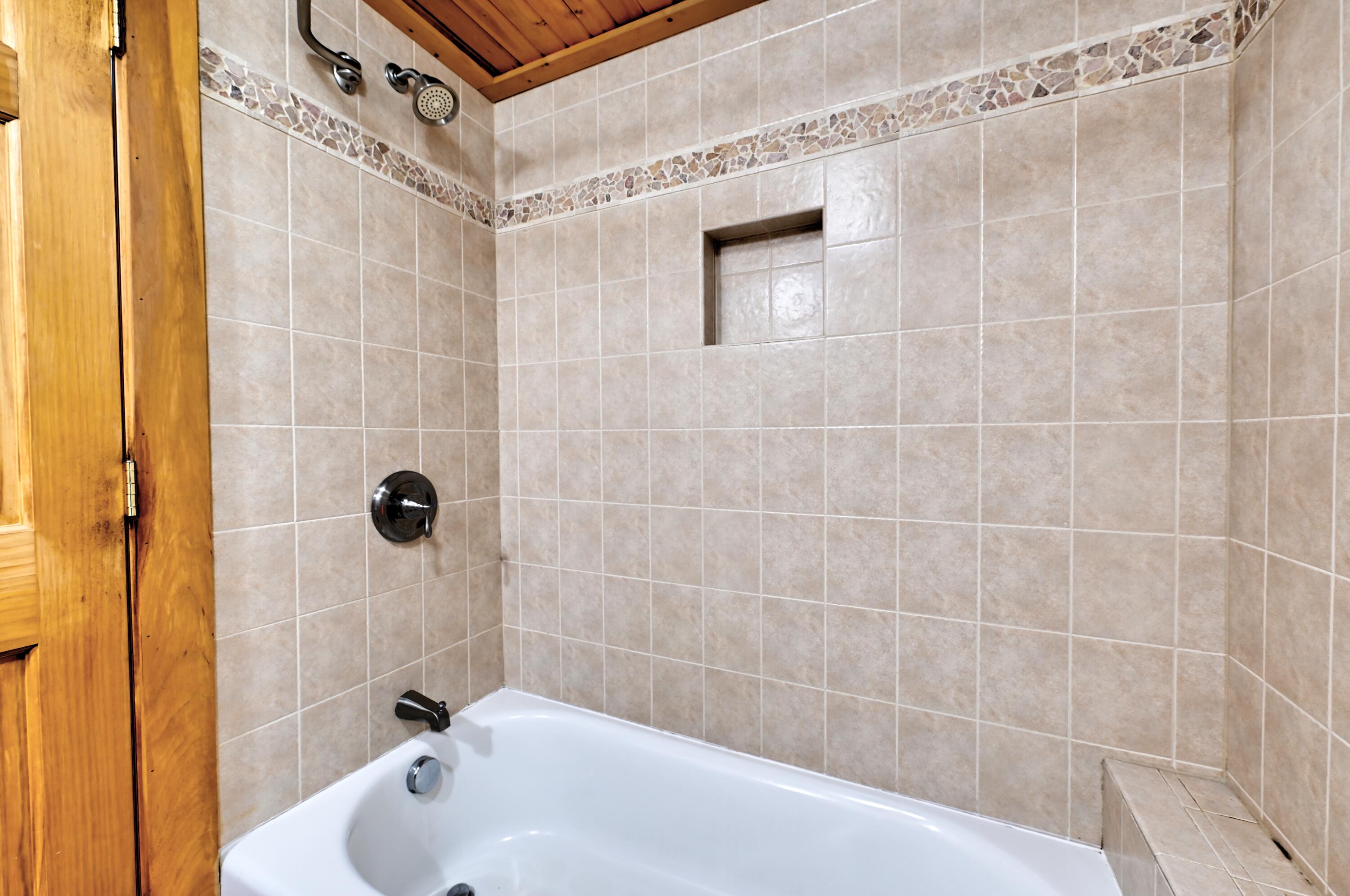 14 Ackley Way Property Photo 6