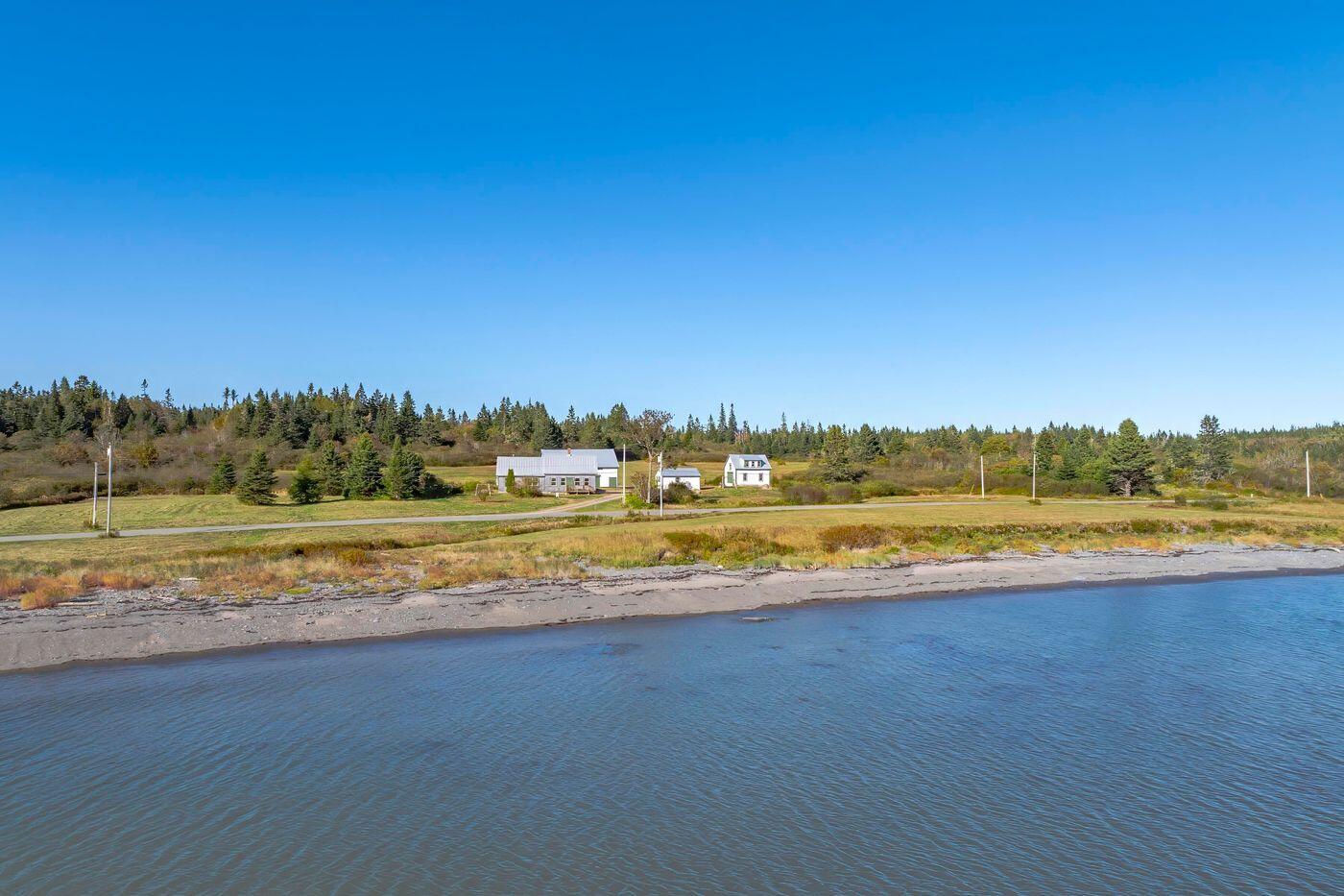 1047 Boot Cove Road Property Photo 5