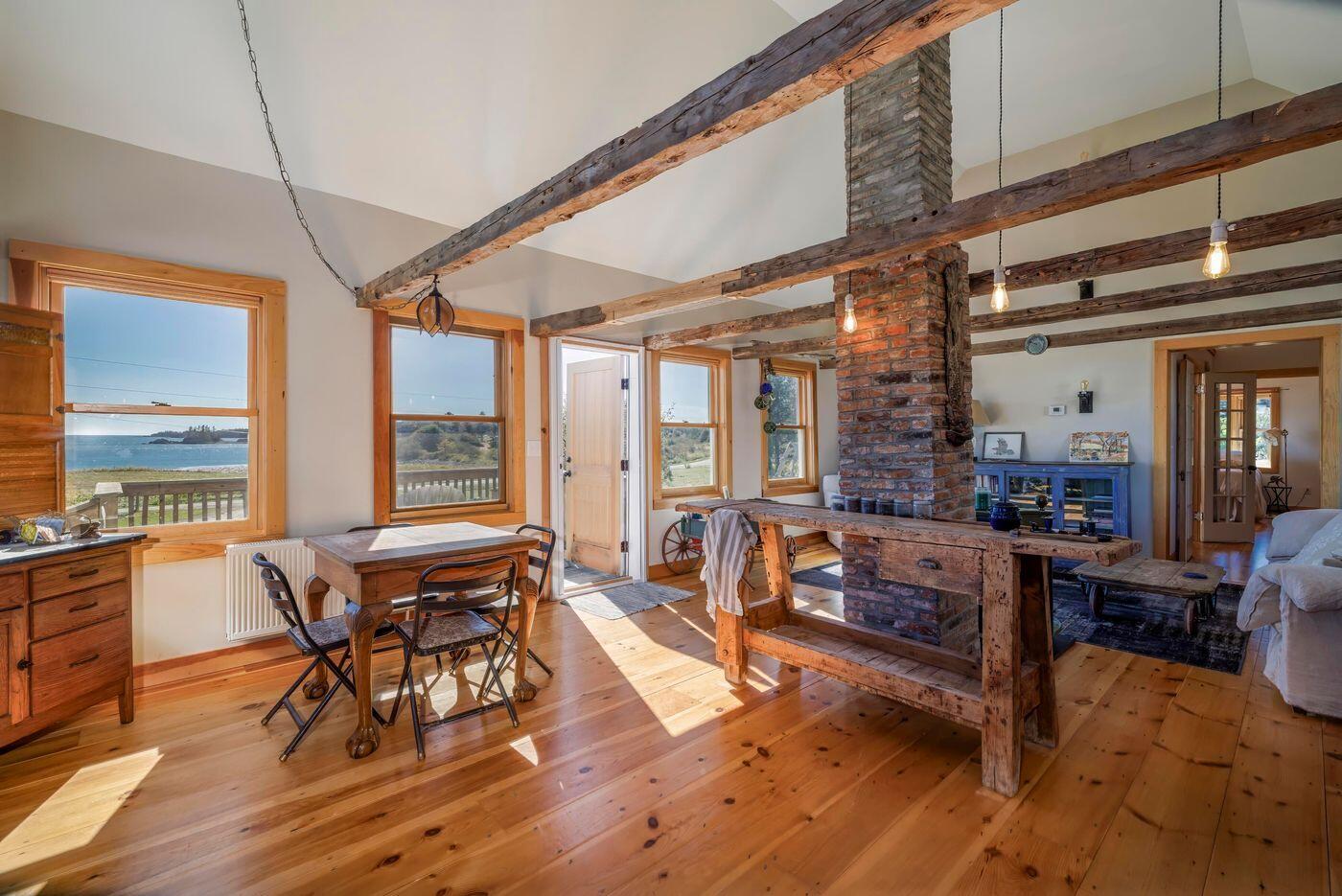 1047 Boot Cove Road Property Photo 11