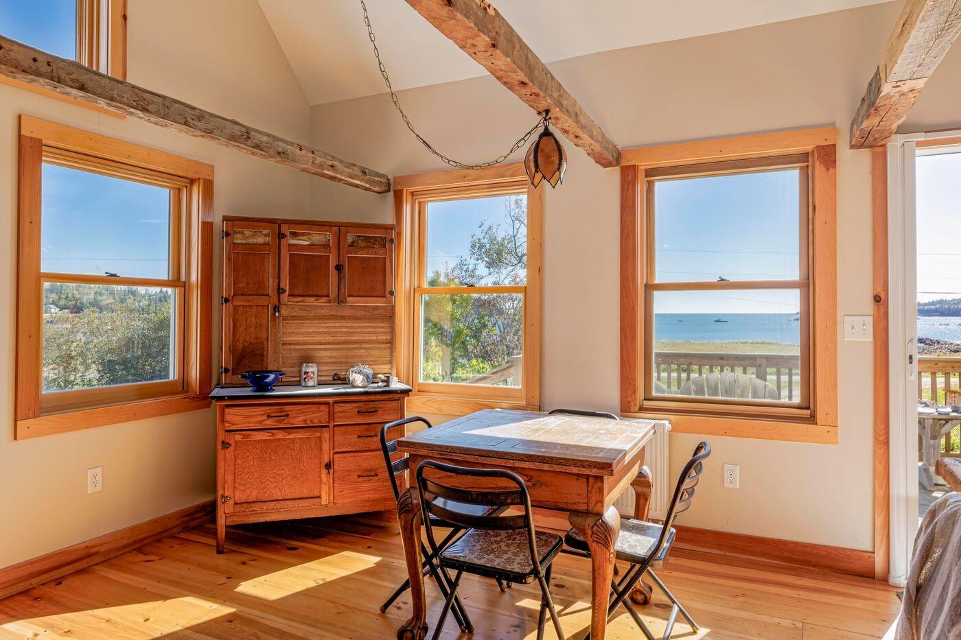 1047 Boot Cove Road Property Photo 14