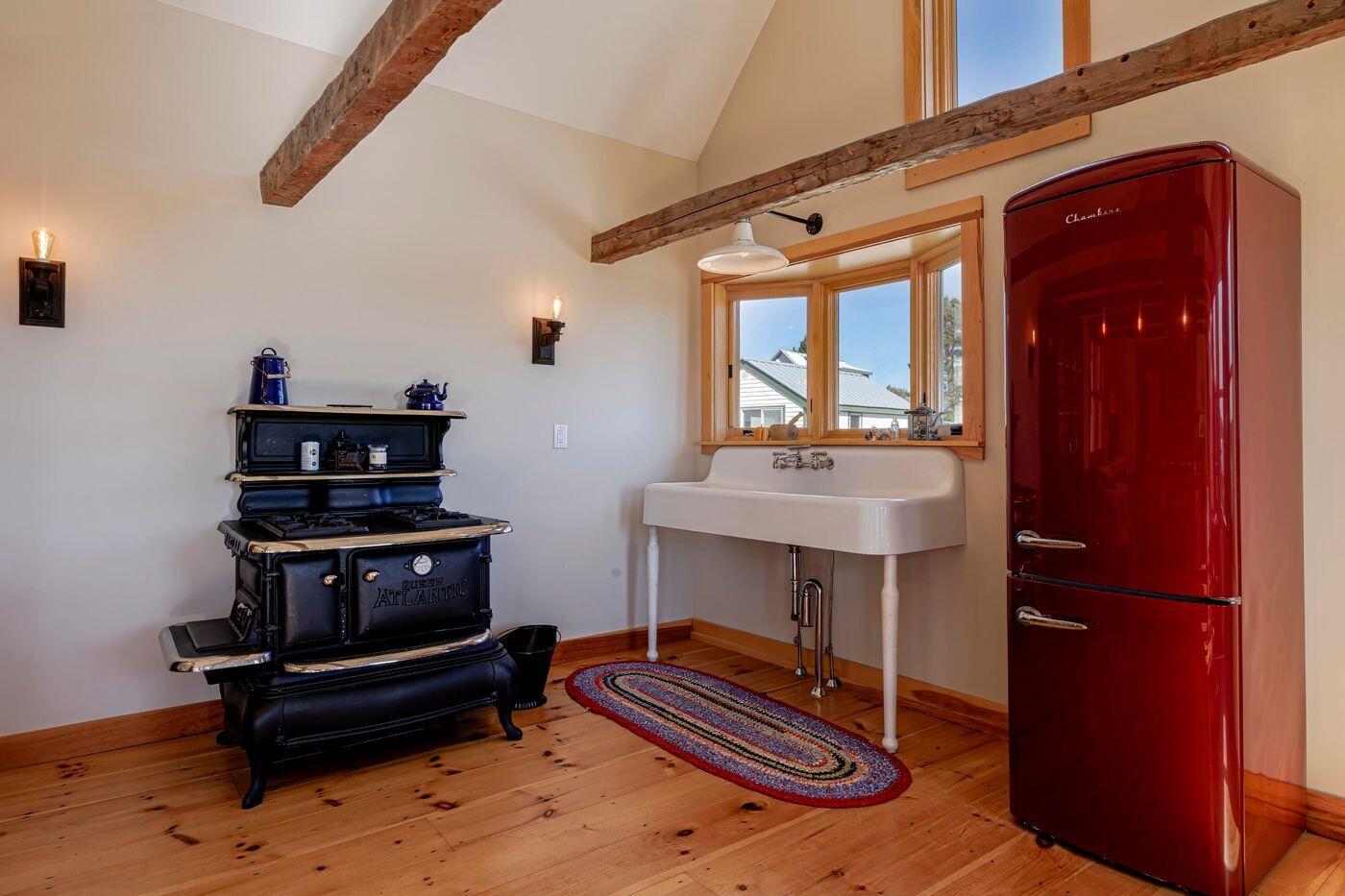 1047 Boot Cove Road Property Photo 15