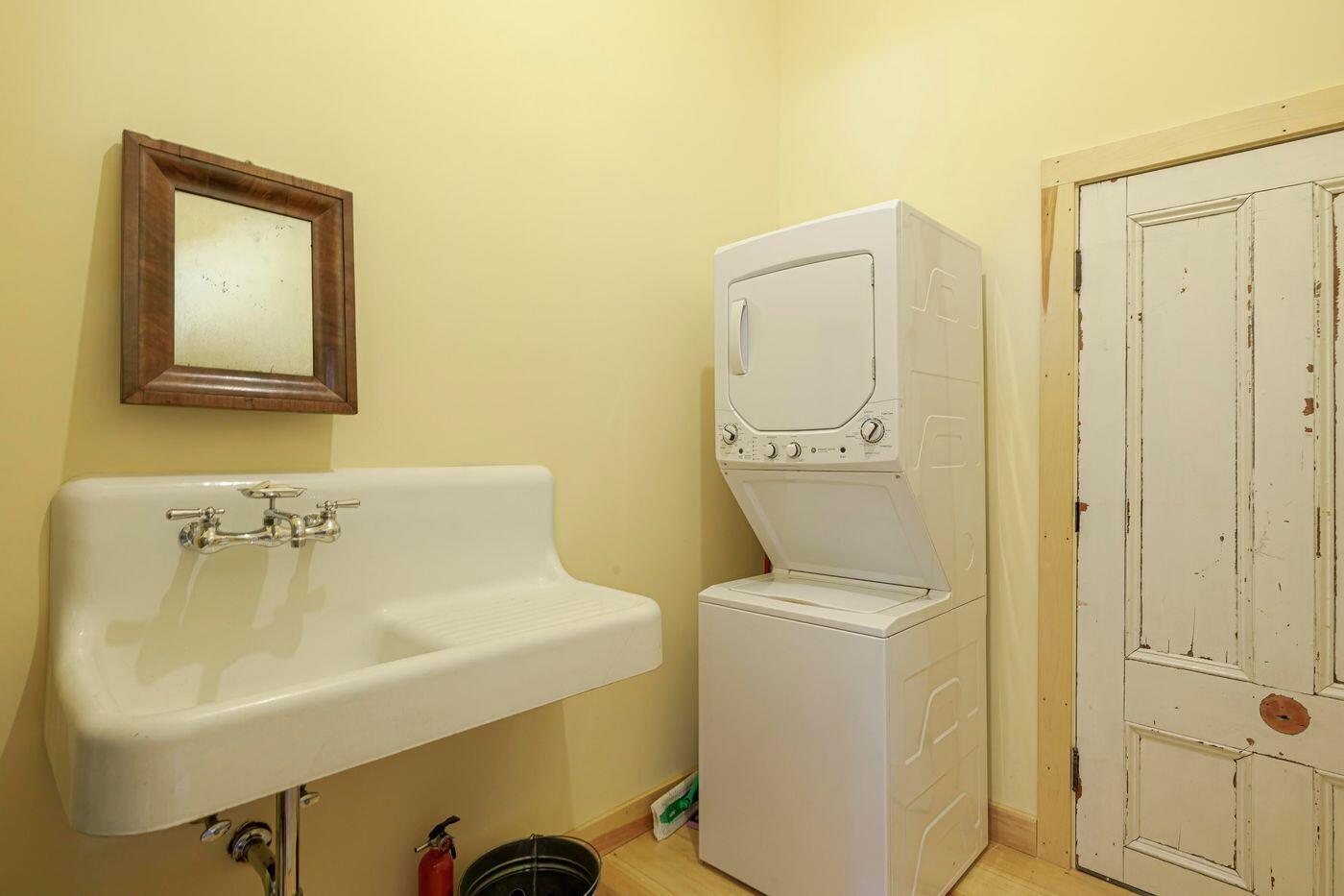 1047 Boot Cove Road Property Photo 33