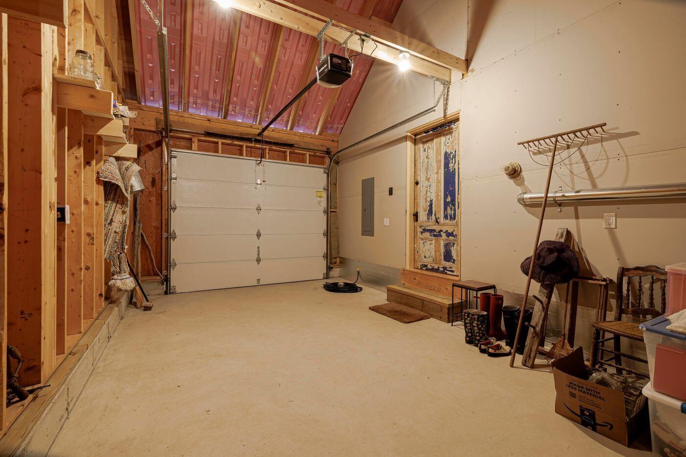 1047 Boot Cove Road Property Photo 34