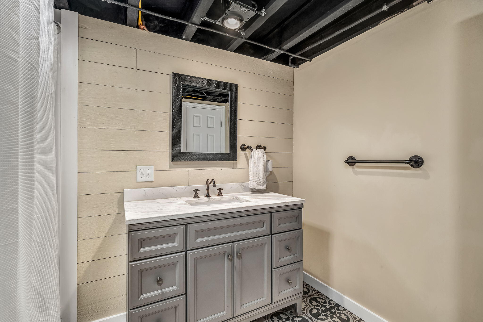 141 Kittredge Road Property Photo 37