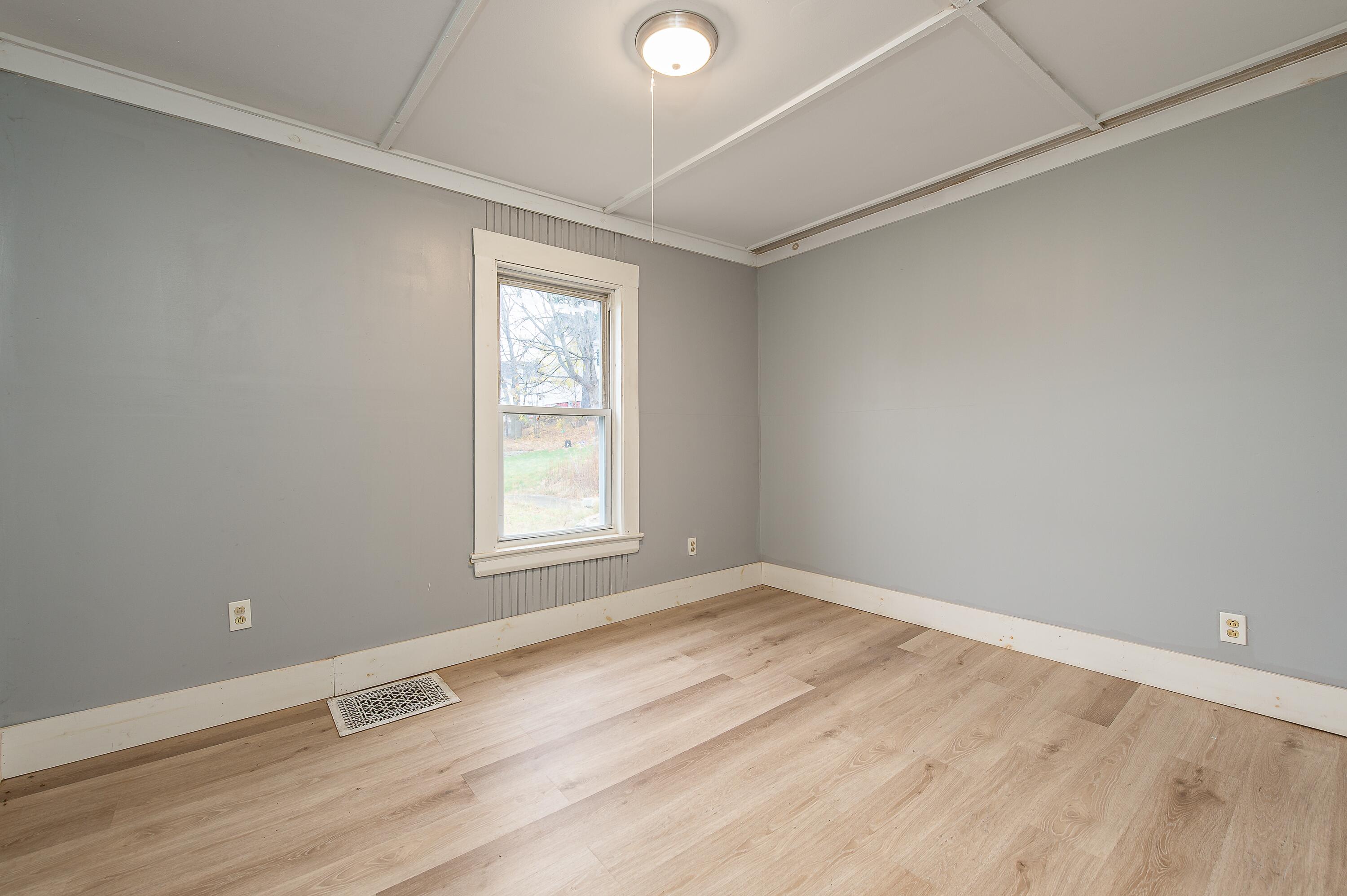 129 Washington Street Property Photo 12