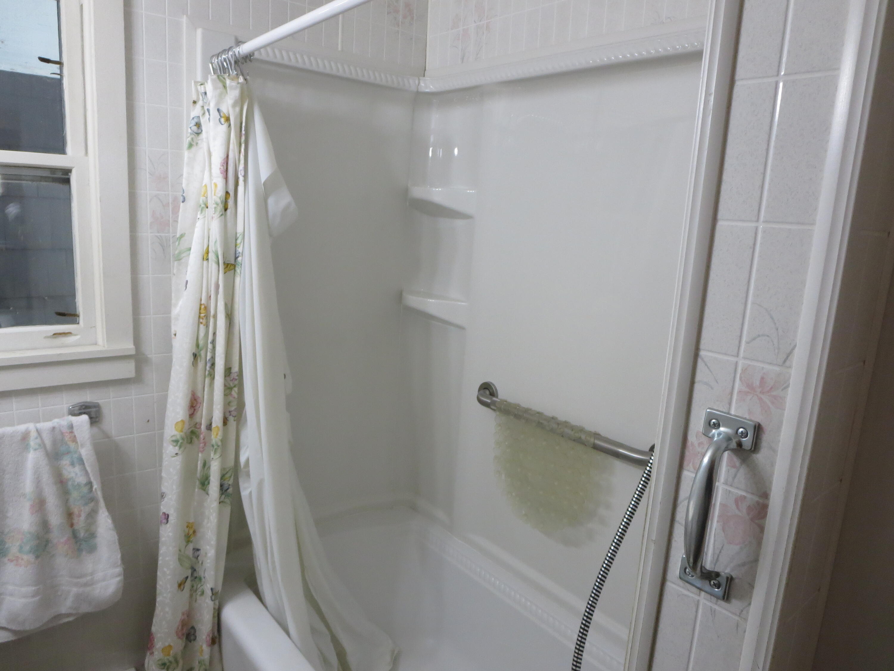4 Deste Road Property Photo 28