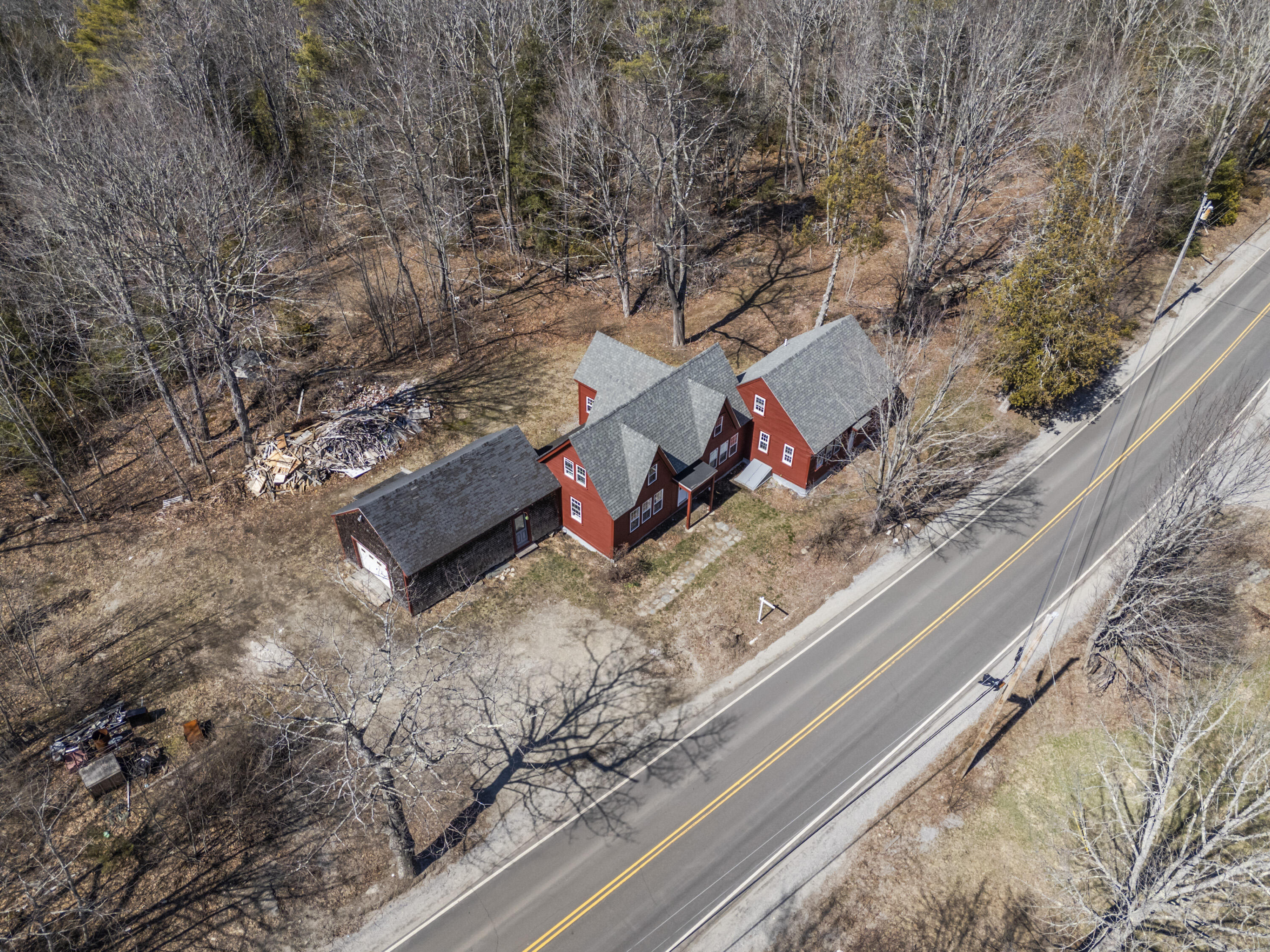 569 Middle Road Property Photo 61