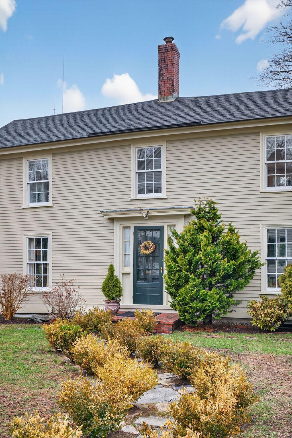 9 Summer Street Property Photo 3