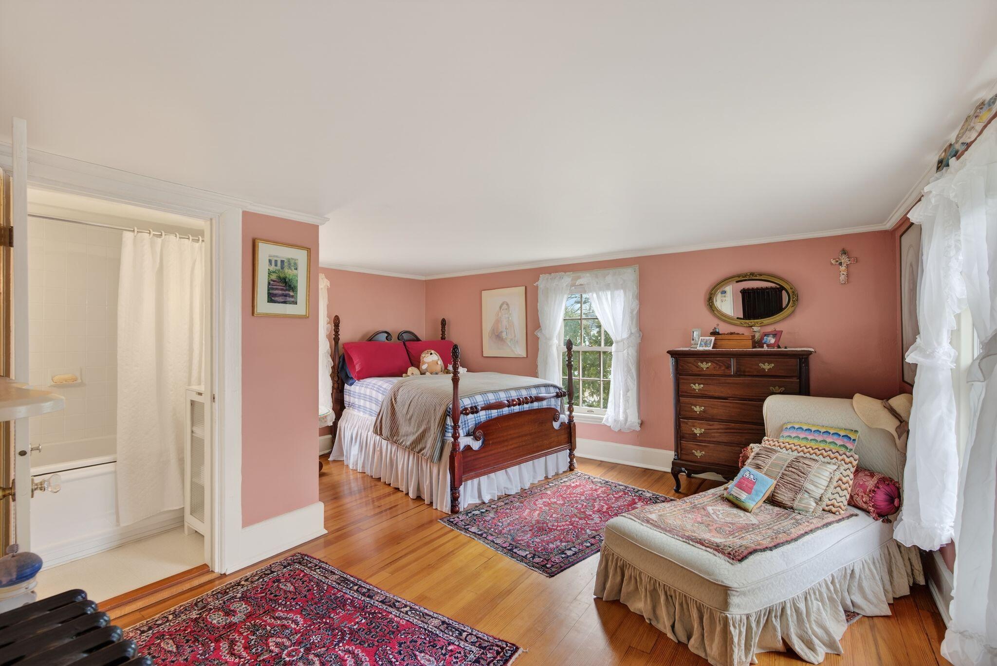 9 Summer Street Property Photo 25