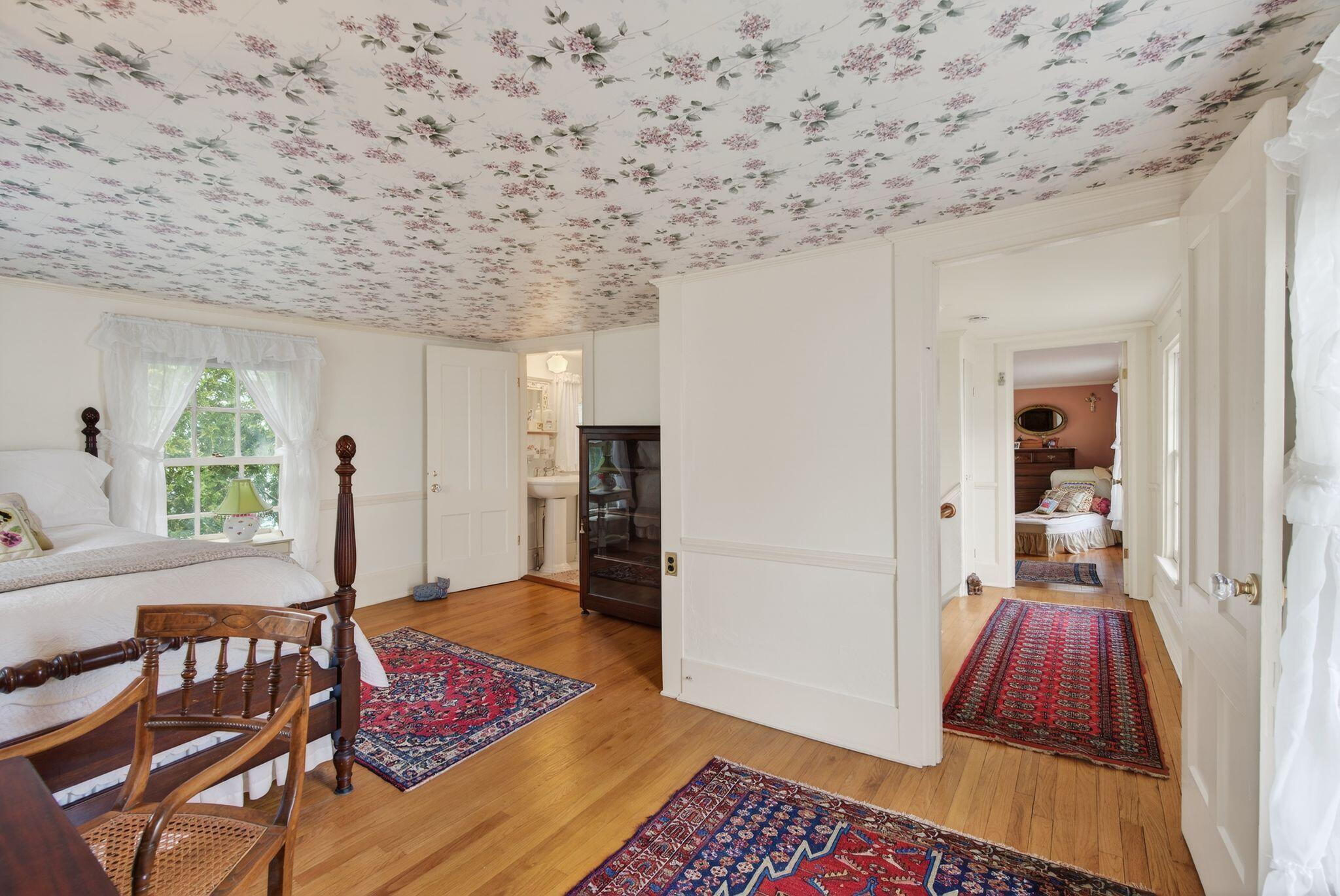 9 Summer Street Property Photo 28
