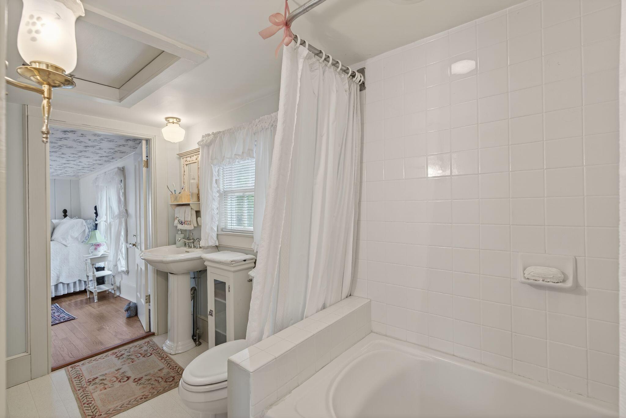 9 Summer Street Property Photo 29
