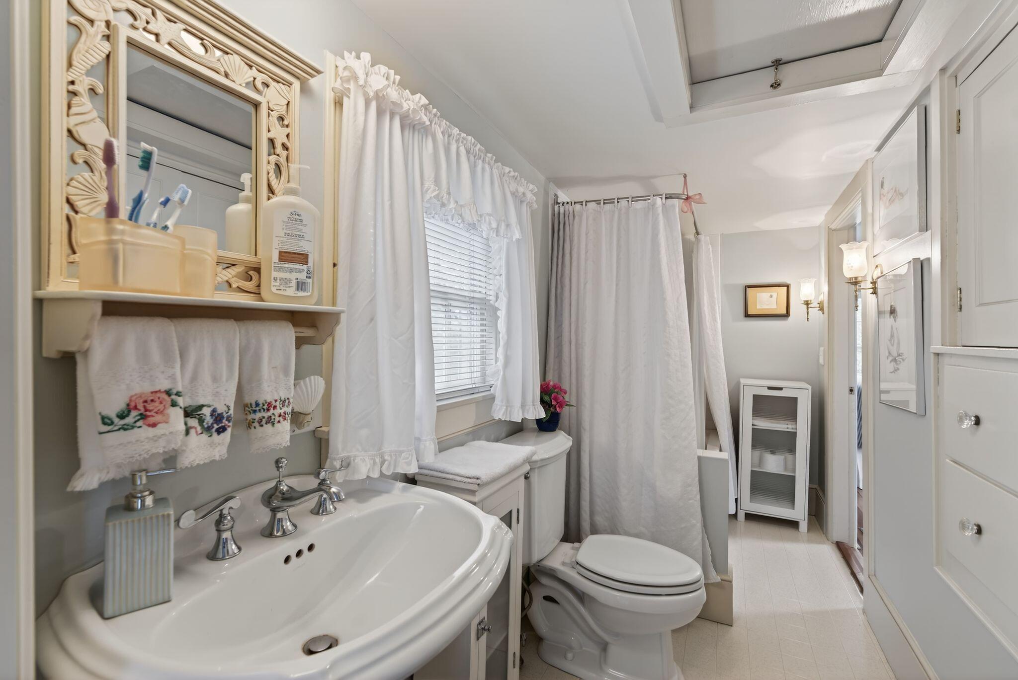 9 Summer Street Property Photo 30