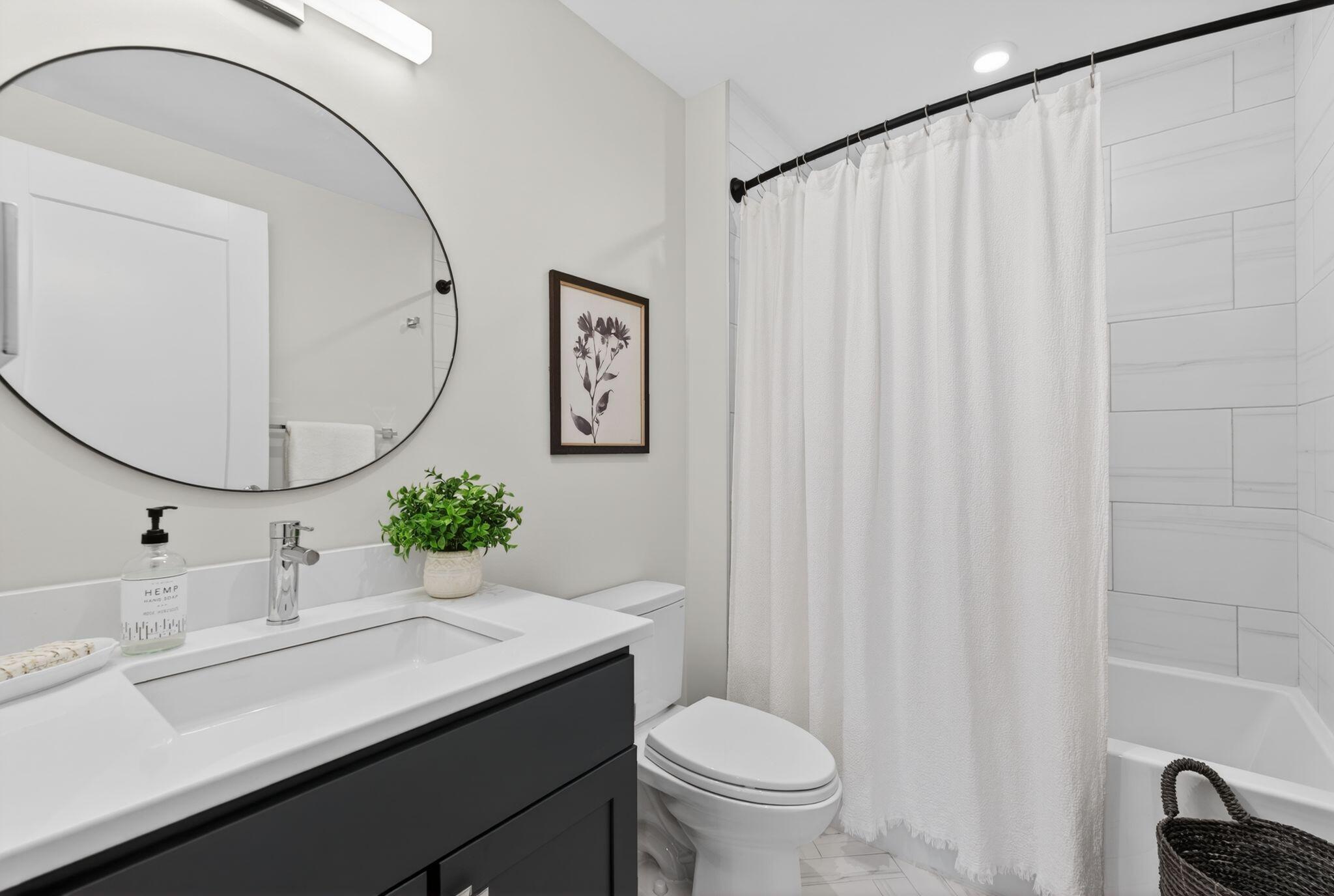 387 Commercial Street 535 Property Photo 17