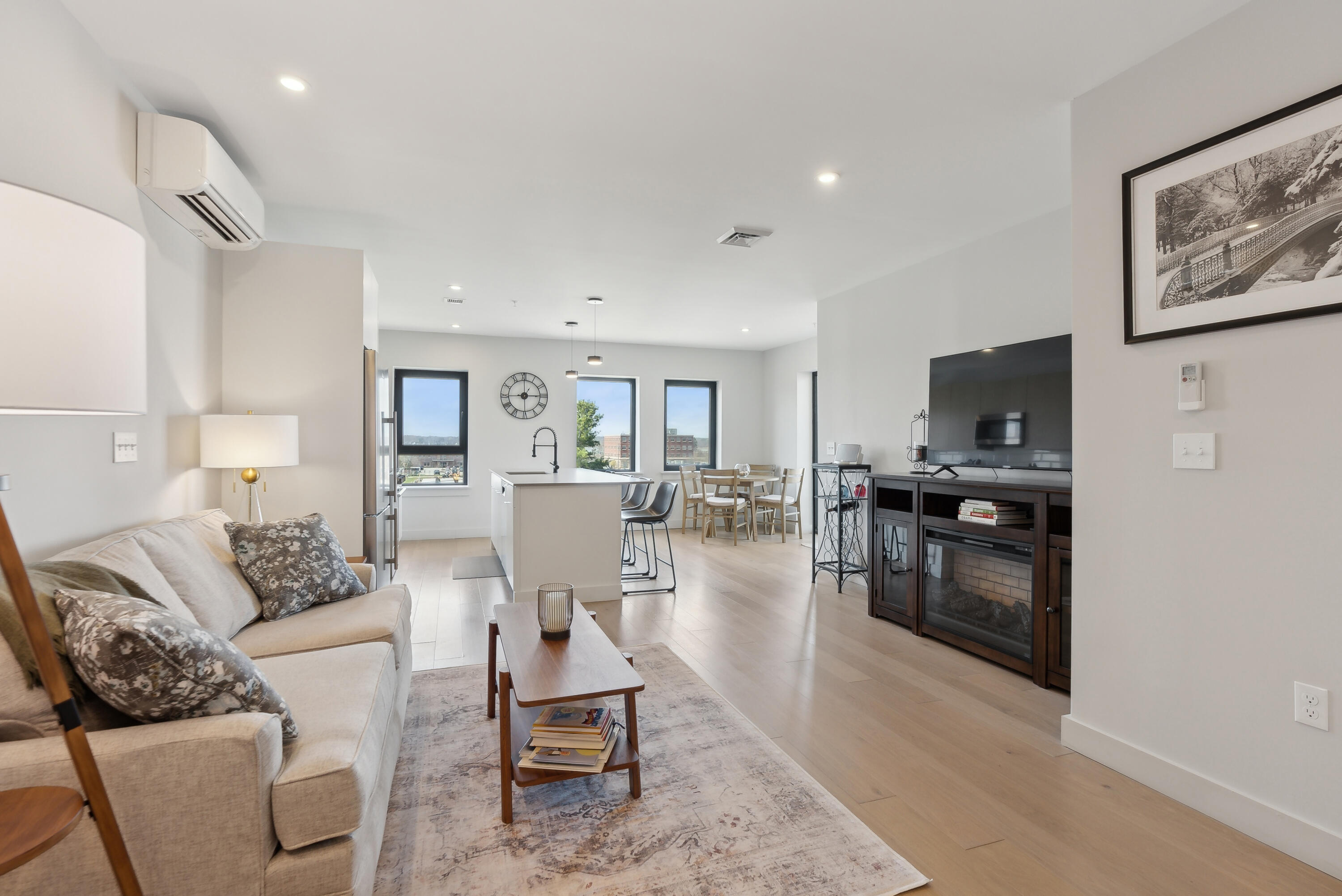 75 Chestnut Street 307 Property Photo 4