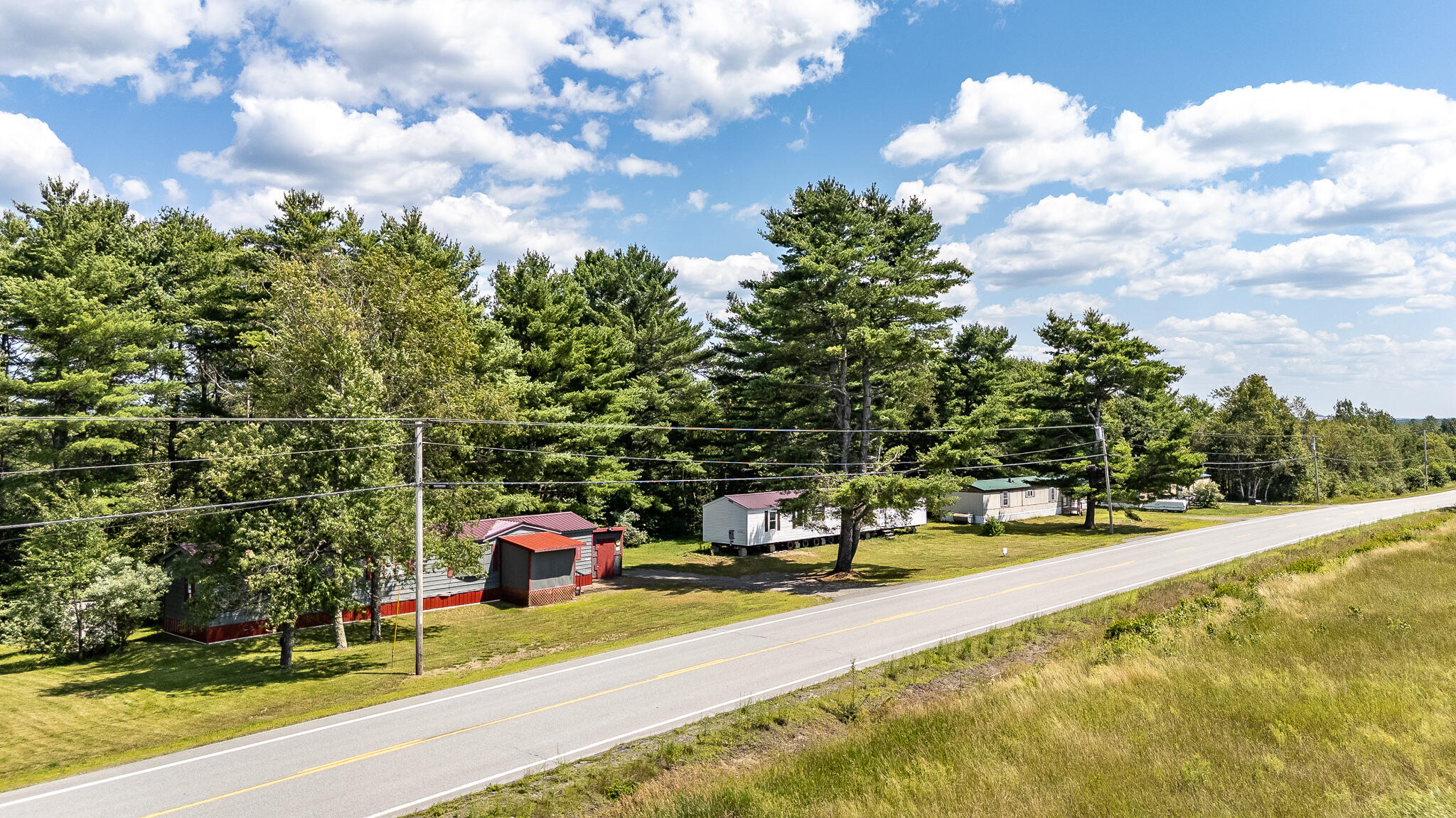 5267 Bennoch Road Property Photo 3