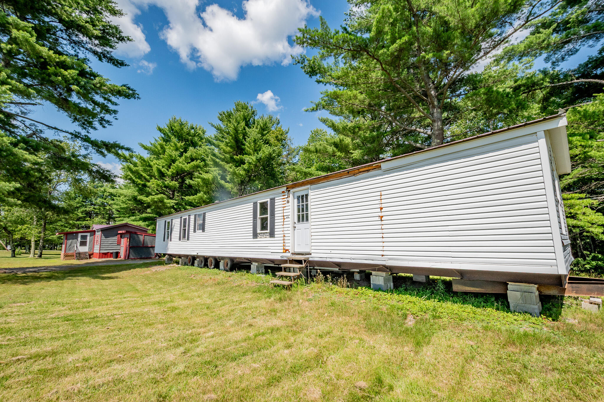 5267 Bennoch Road Property Photo 35