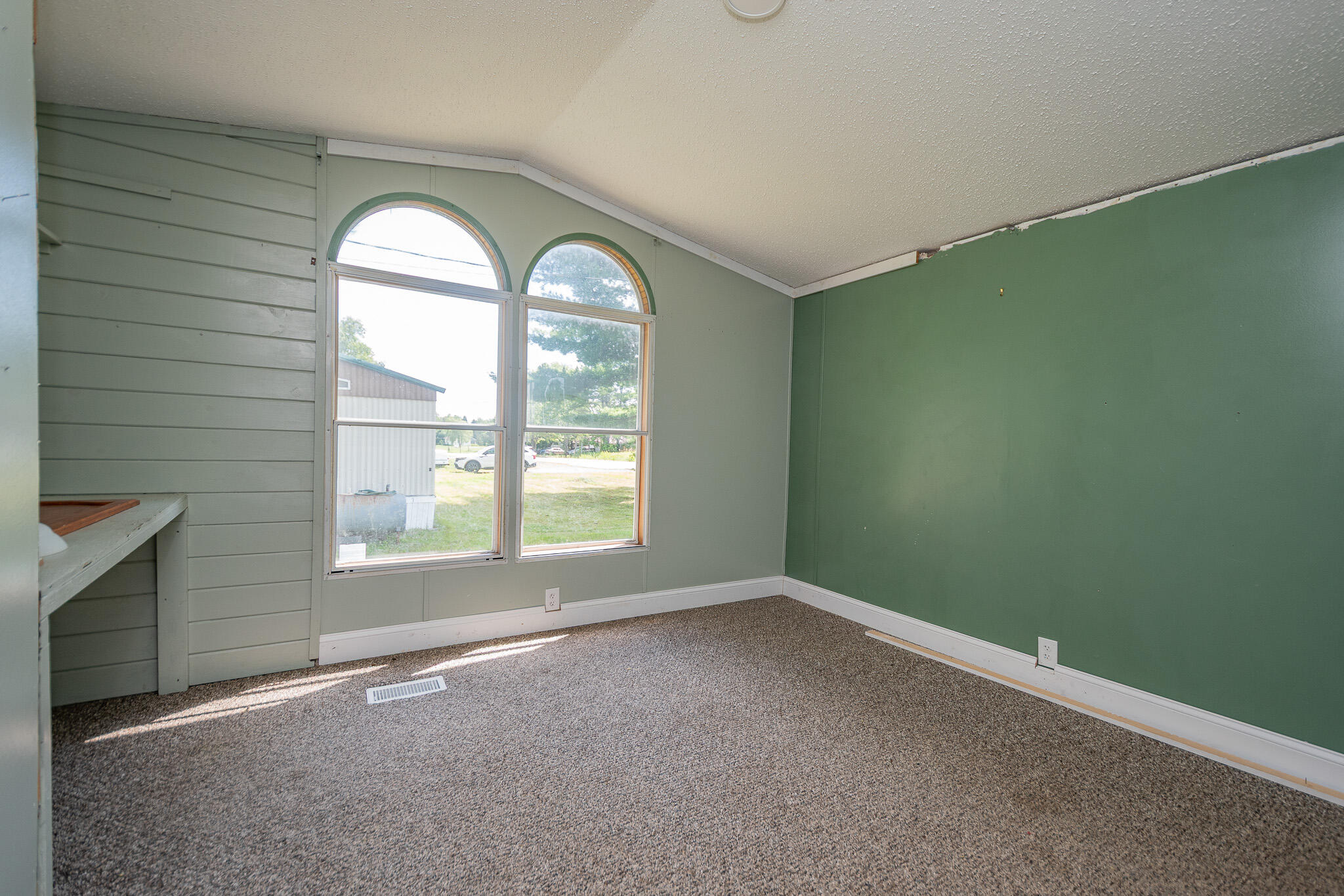 5267 Bennoch Road Property Photo 52