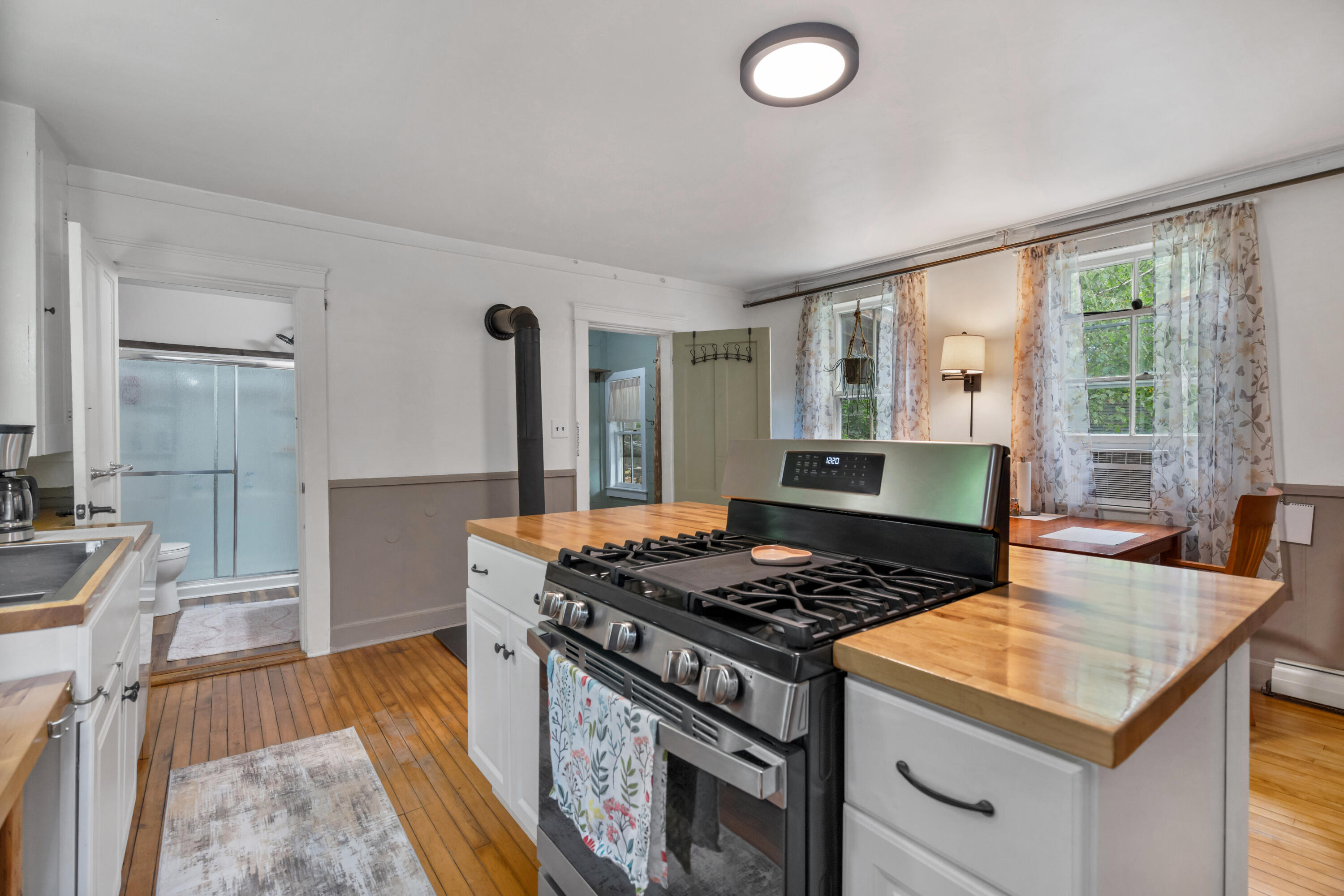 11 Harrison Road Property Photo 9