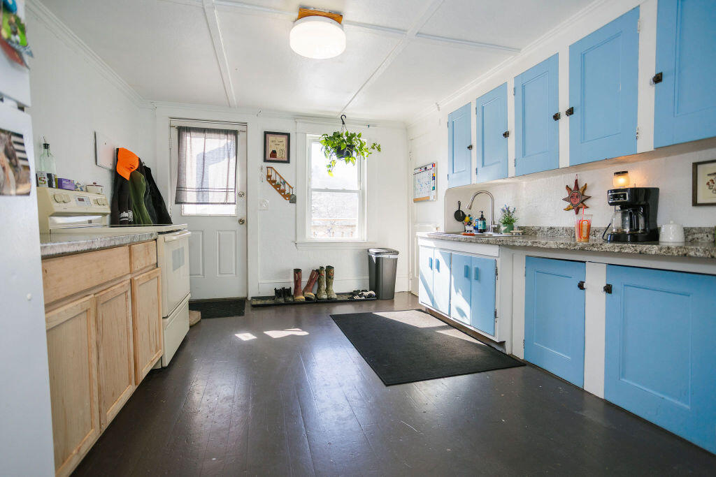 133 Croswell Road Property Photo 6