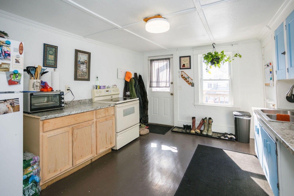 133 Croswell Road Property Photo 7