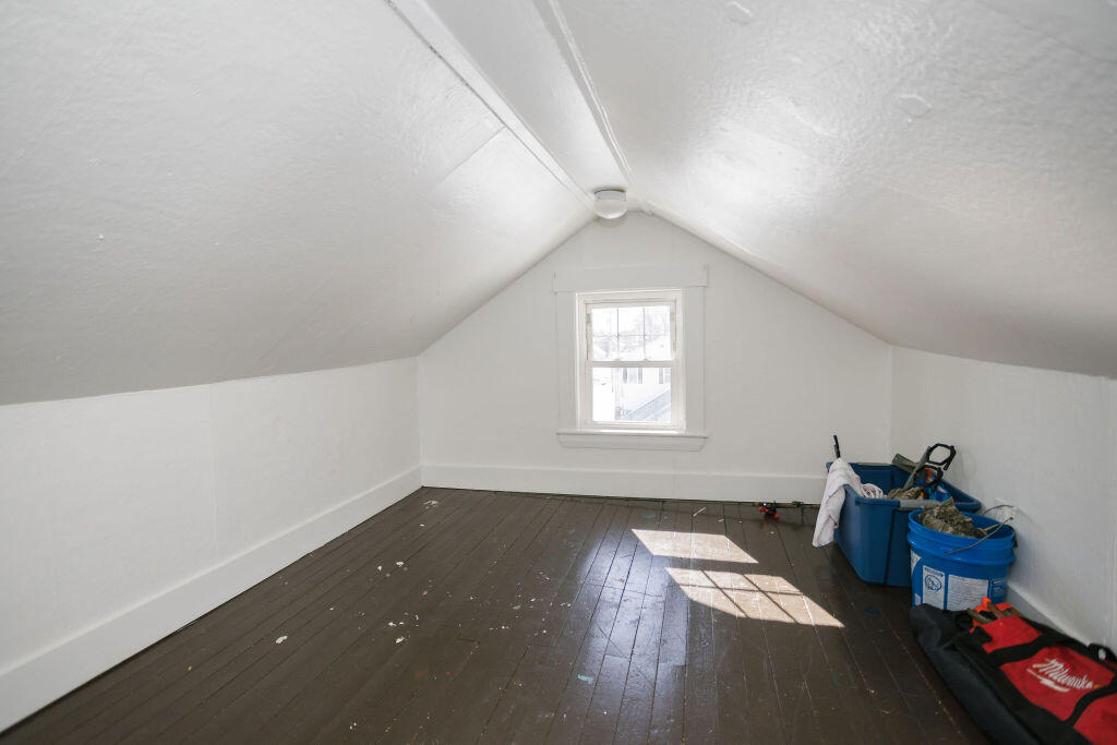 133 Croswell Road Property Photo 23