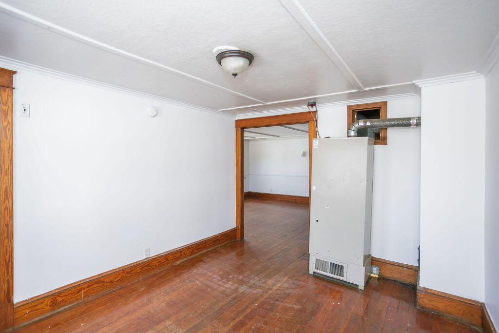 133 Croswell Road Property Photo 28