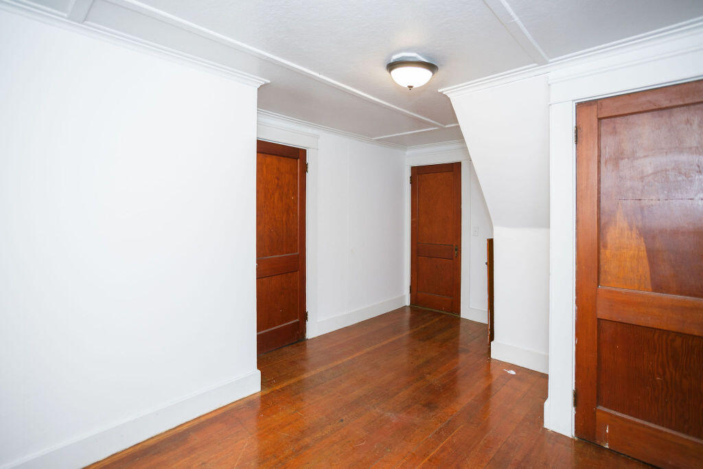 133 Croswell Road Property Photo 35