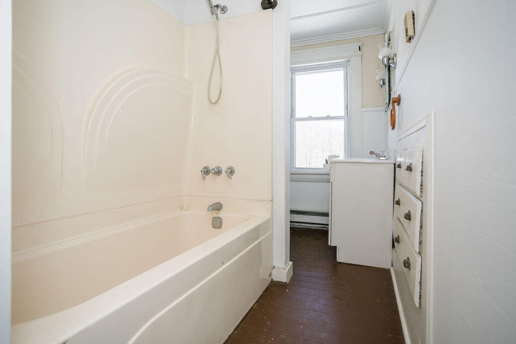 133 Croswell Road Property Photo 36