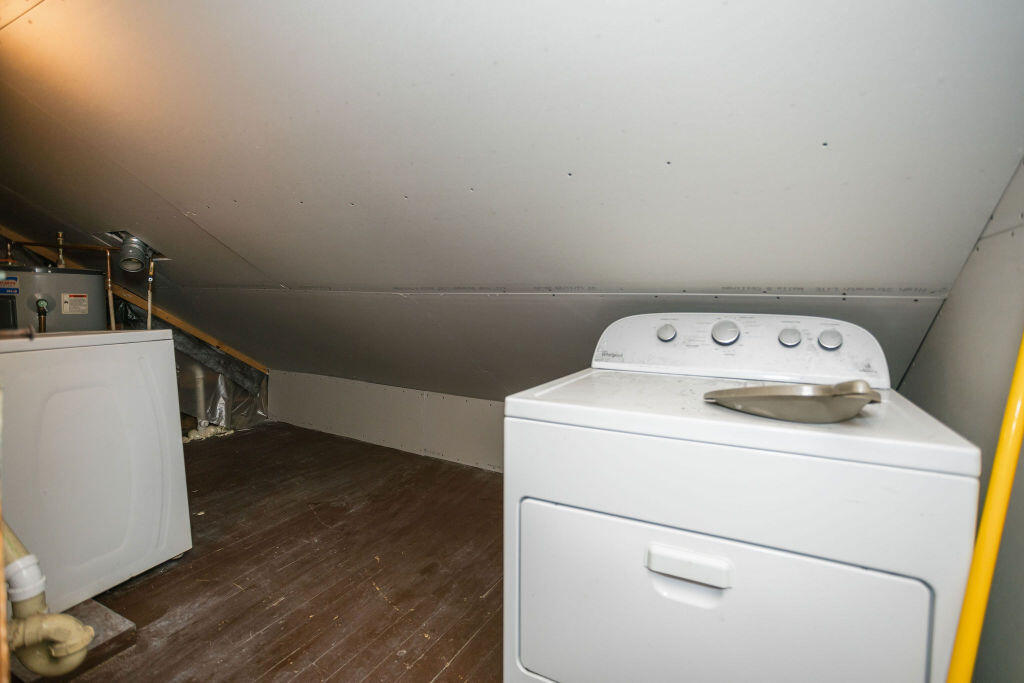 133 Croswell Road Property Photo 38