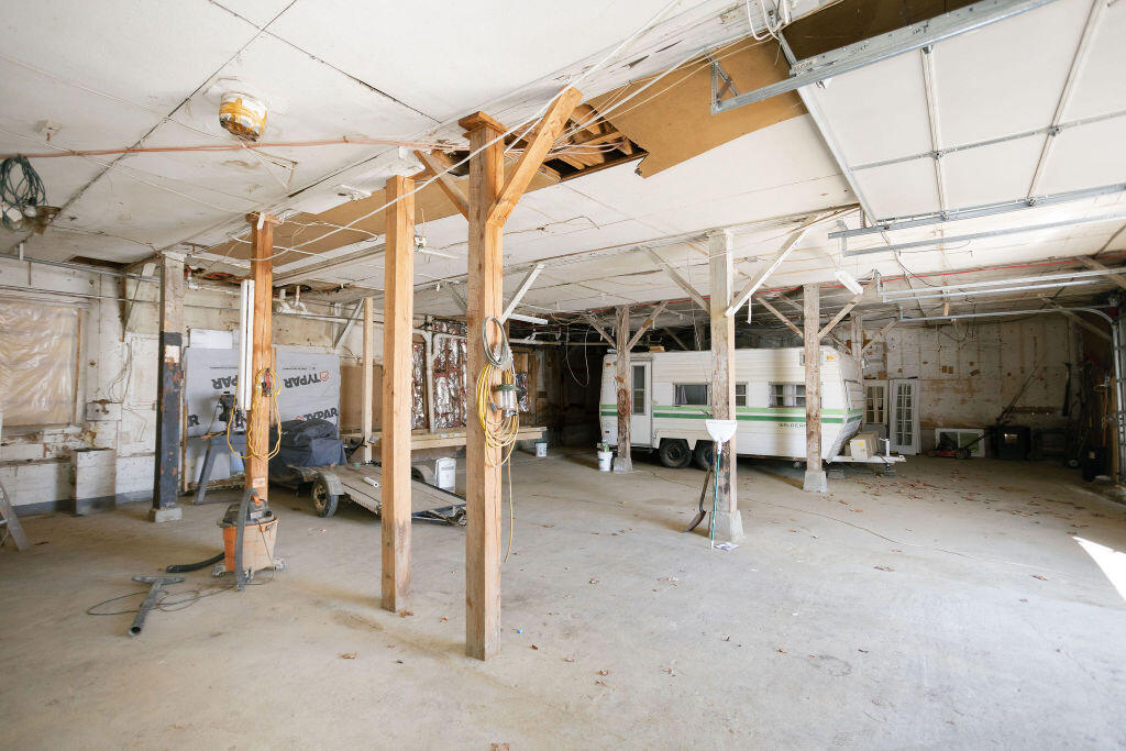 133 Croswell Road Property Photo 48