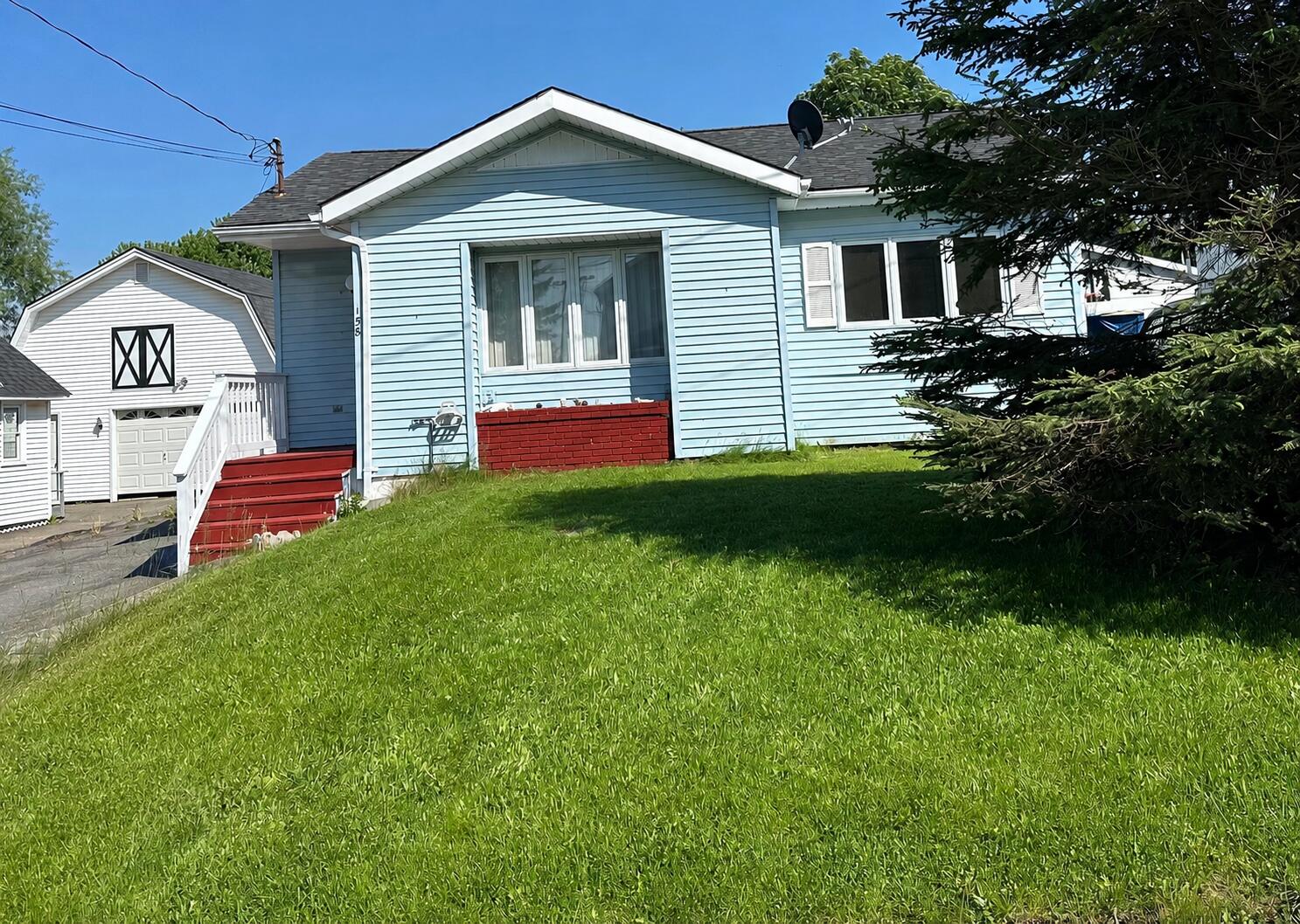 158 Pleasant Avenue Property Photo 1