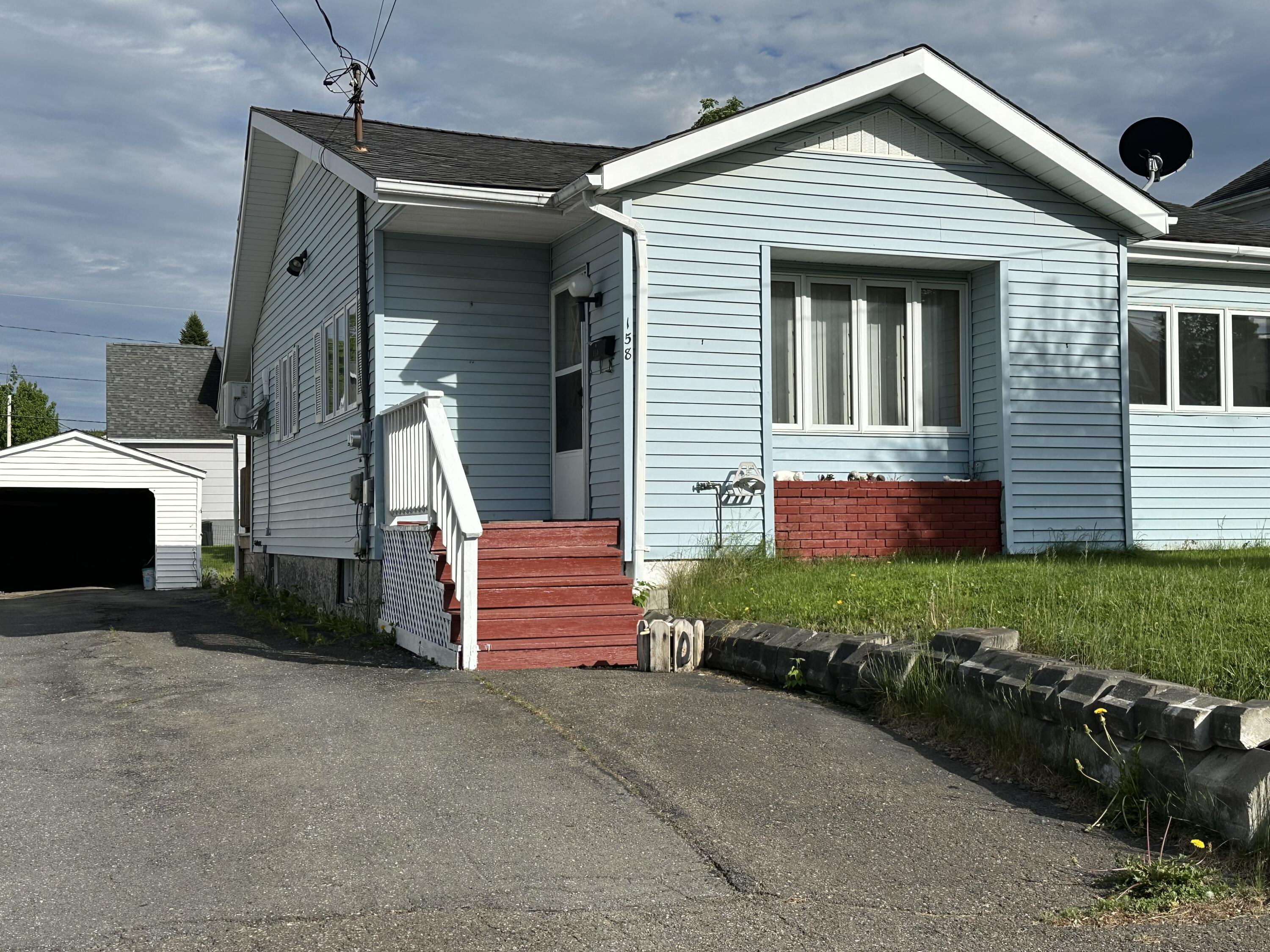 158 Pleasant Avenue Property Photo 2