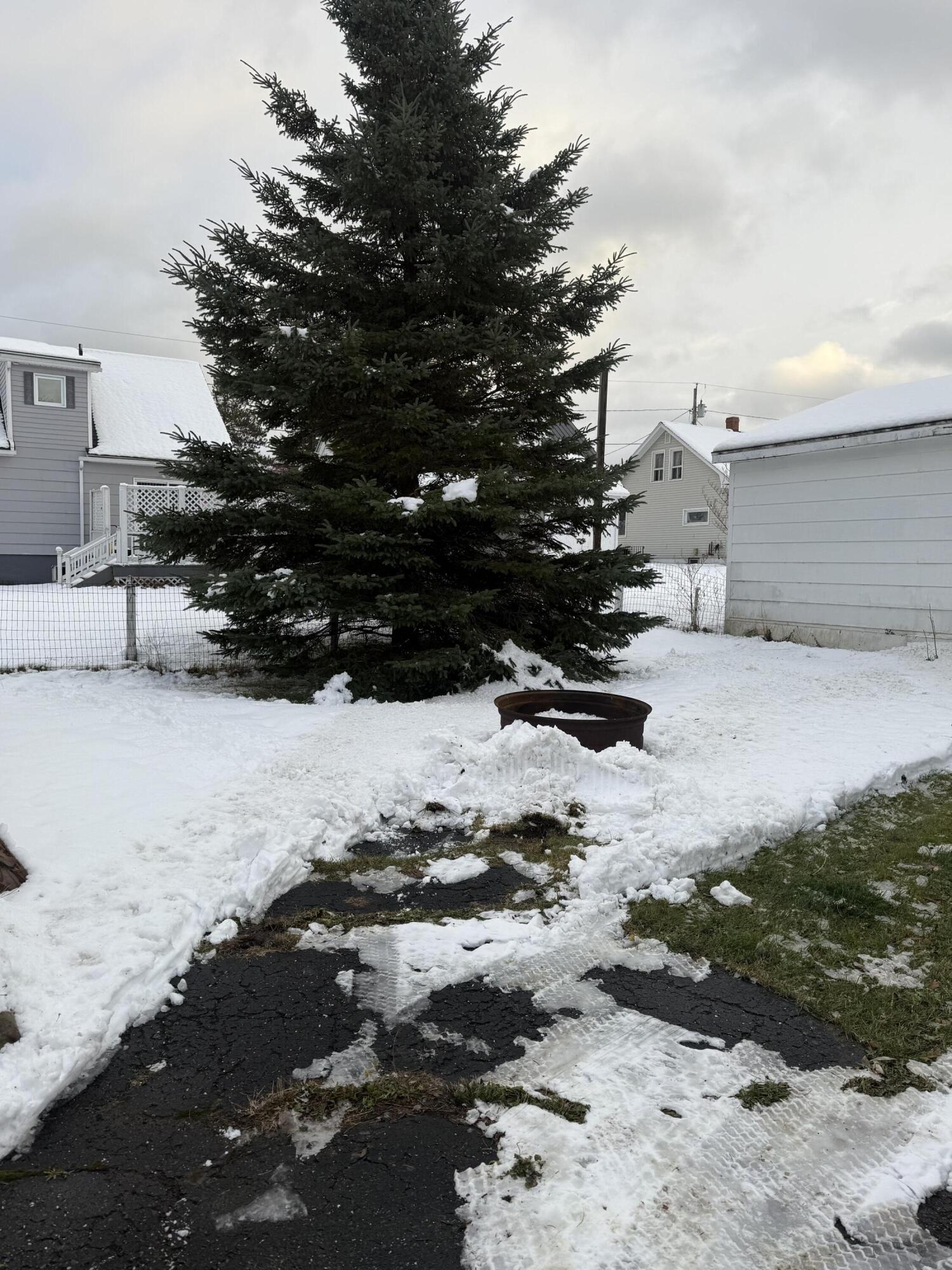158 Pleasant Avenue Property Photo 3