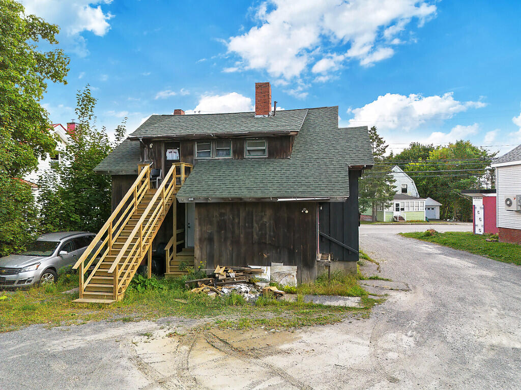 144 College Avenue Property Photo 6