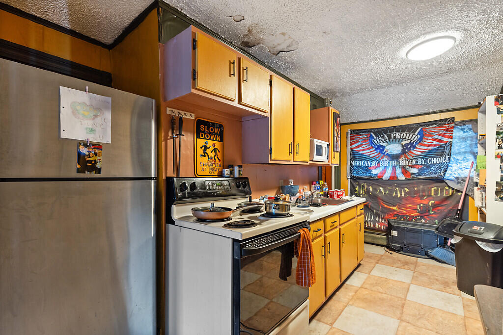 144 College Avenue Property Photo 19