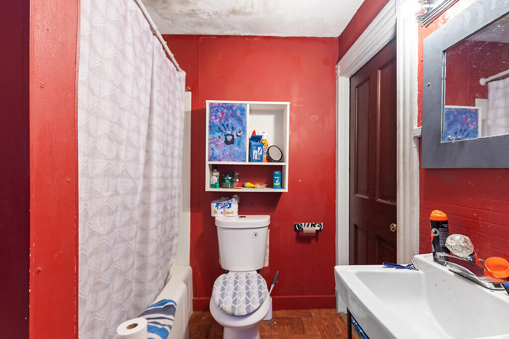 144 College Avenue Property Photo 26