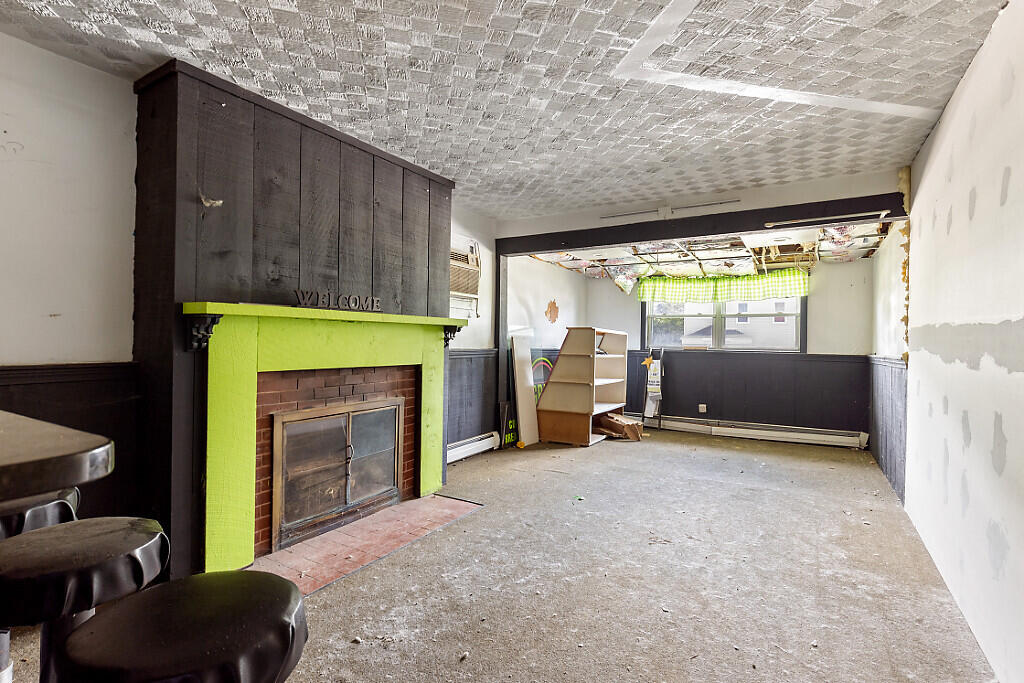 144 College Avenue Property Photo 28
