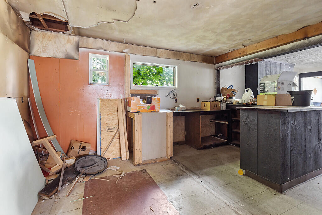 144 College Avenue Property Photo 34