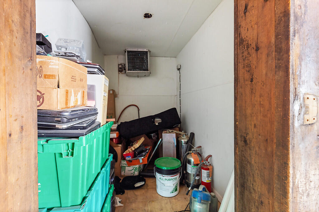 144 College Avenue Property Photo 38