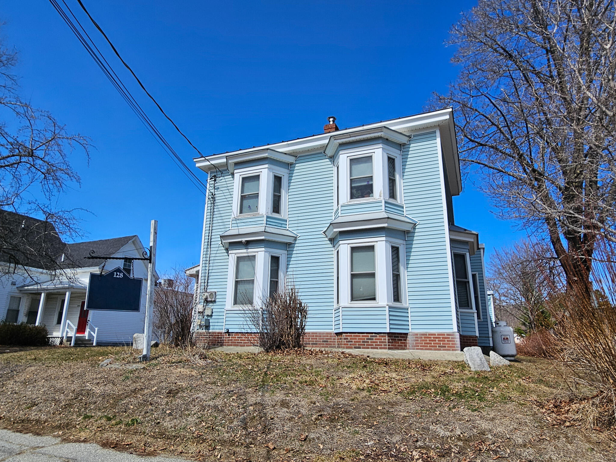 128 Middle Street Property Photo 9