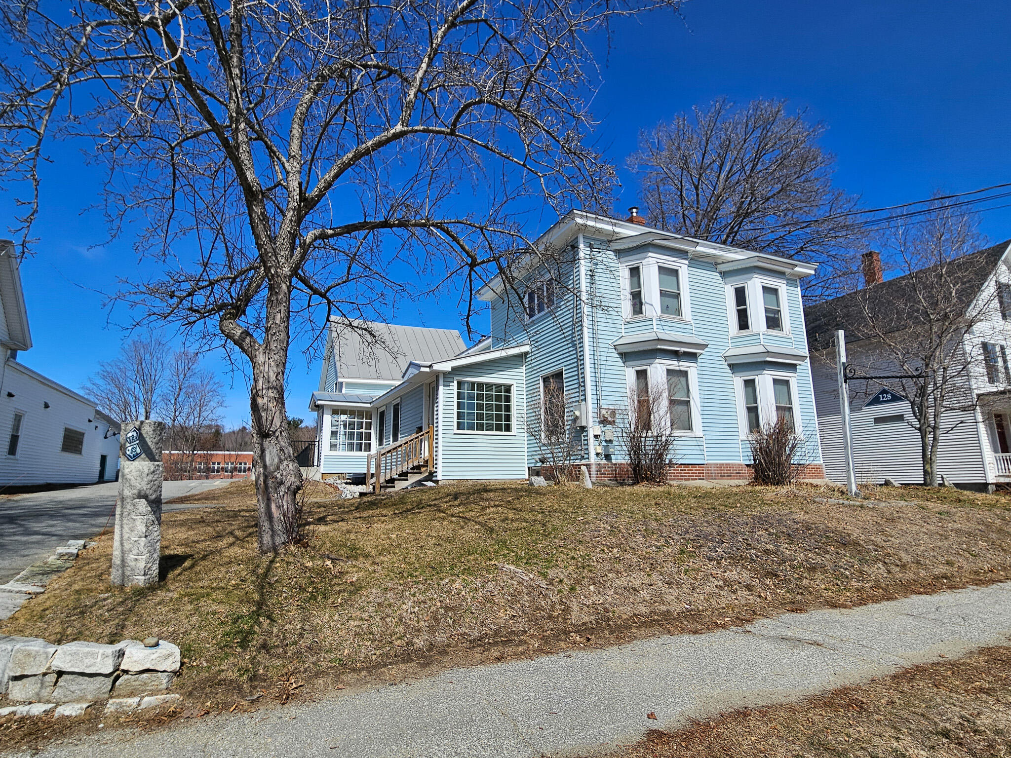 128 Middle Street Property Photo 10
