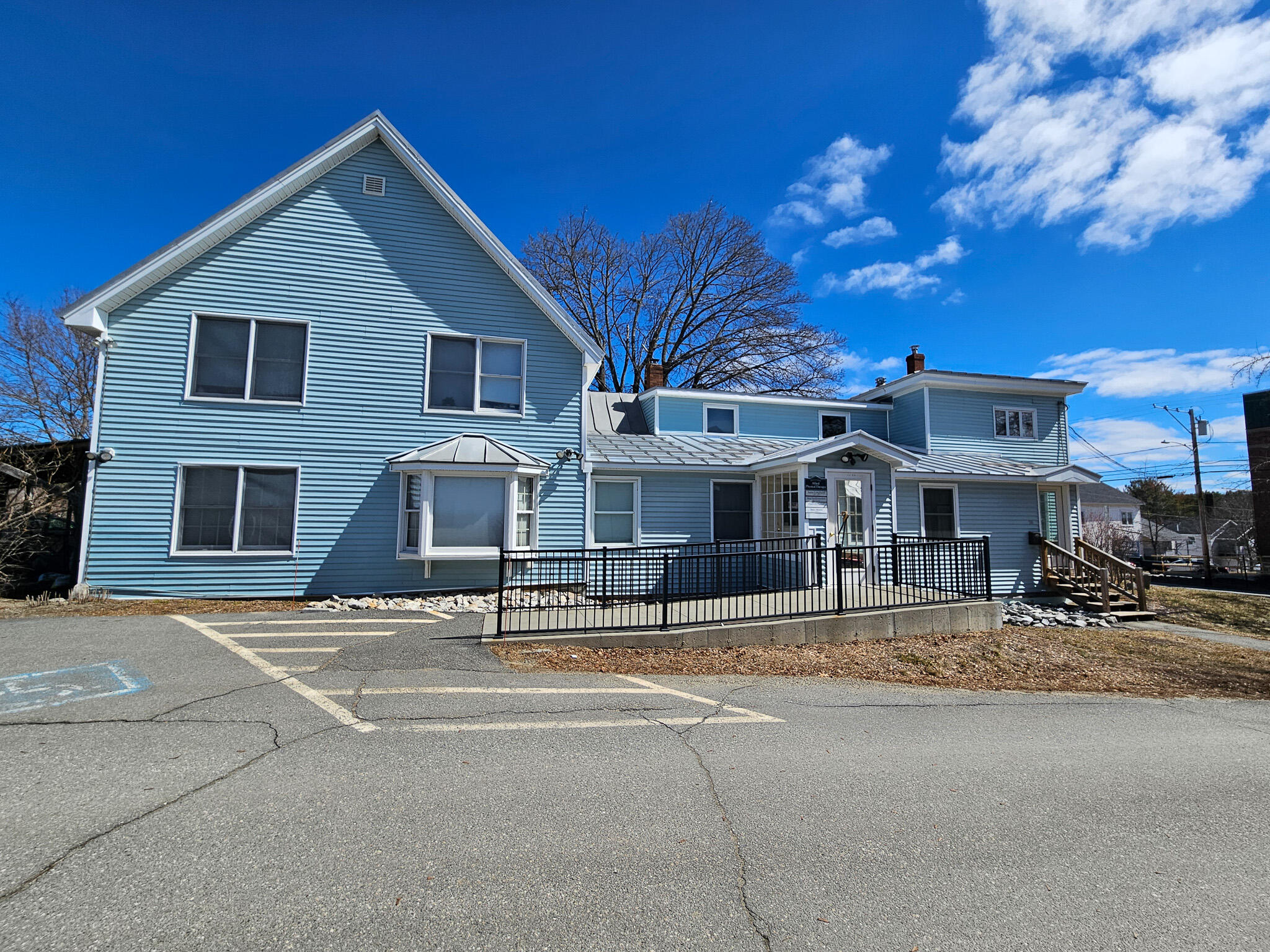128 Middle Street Property Photo 5