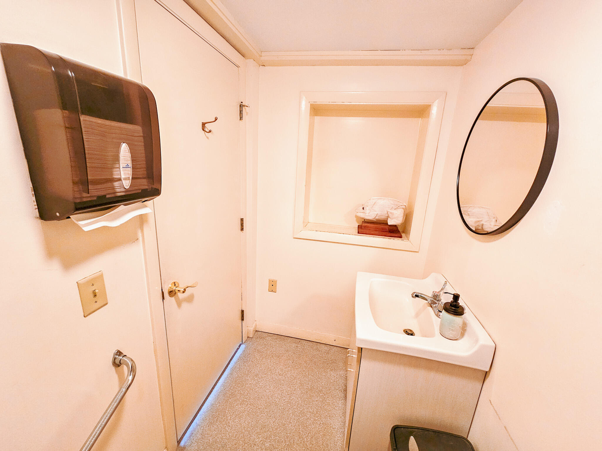128 Middle Street Property Photo 77