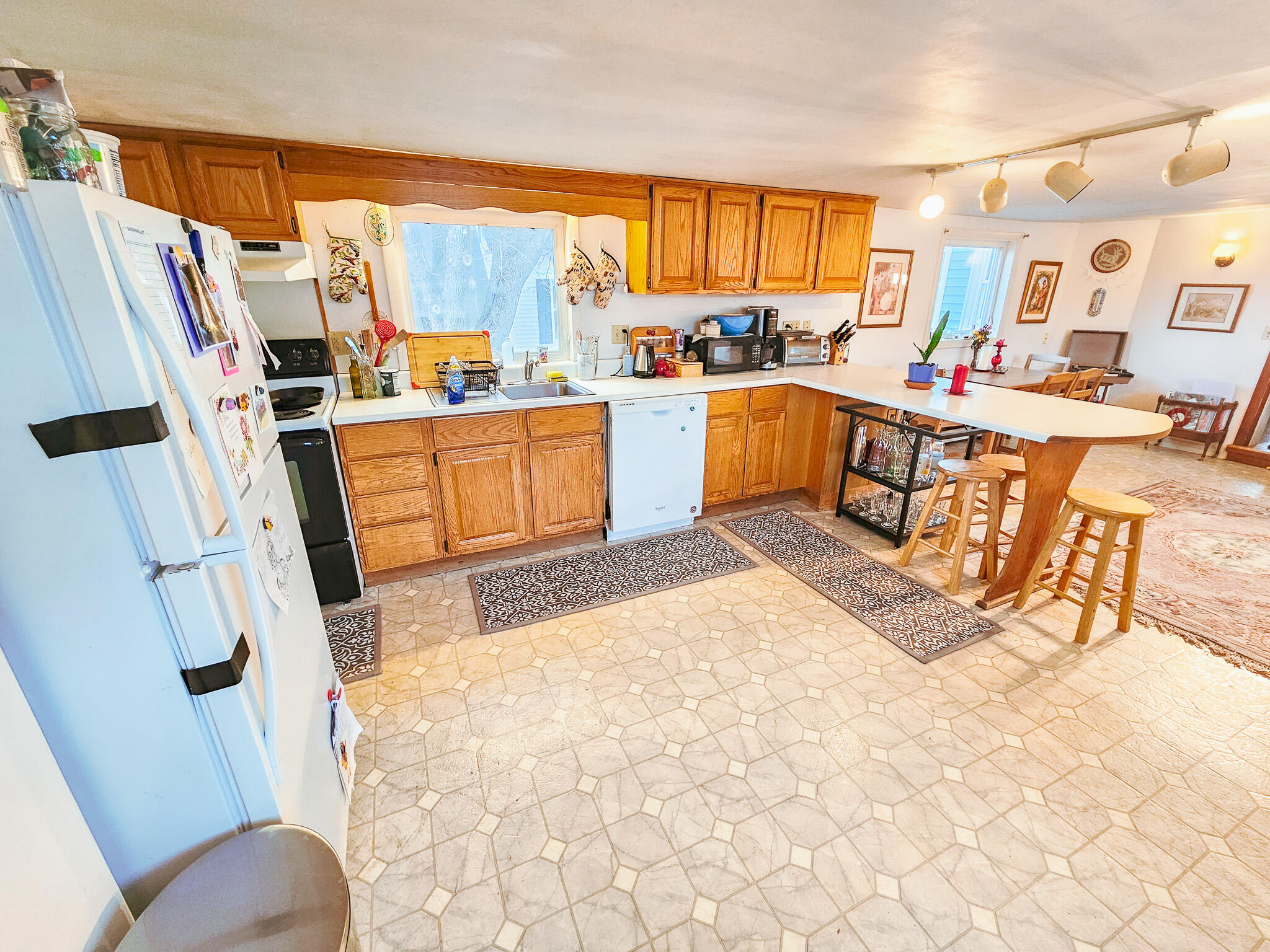 128 Middle Street Property Photo 87